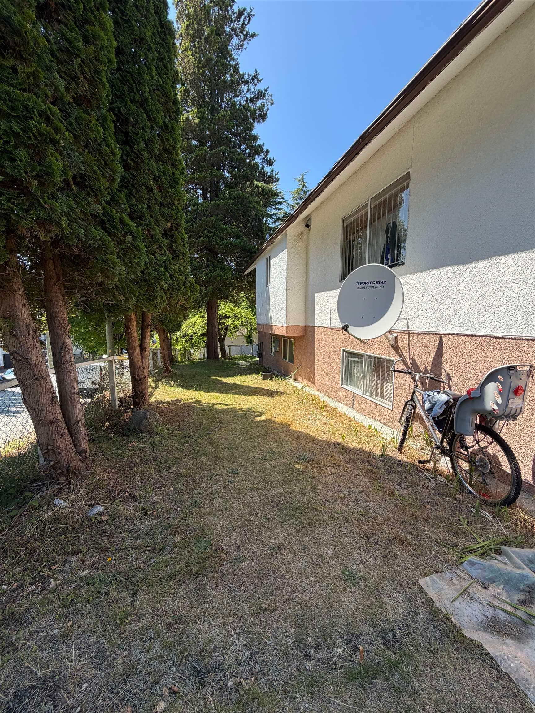 5895 Cree Street, Vancouver, V5W 2V8 — photo 4