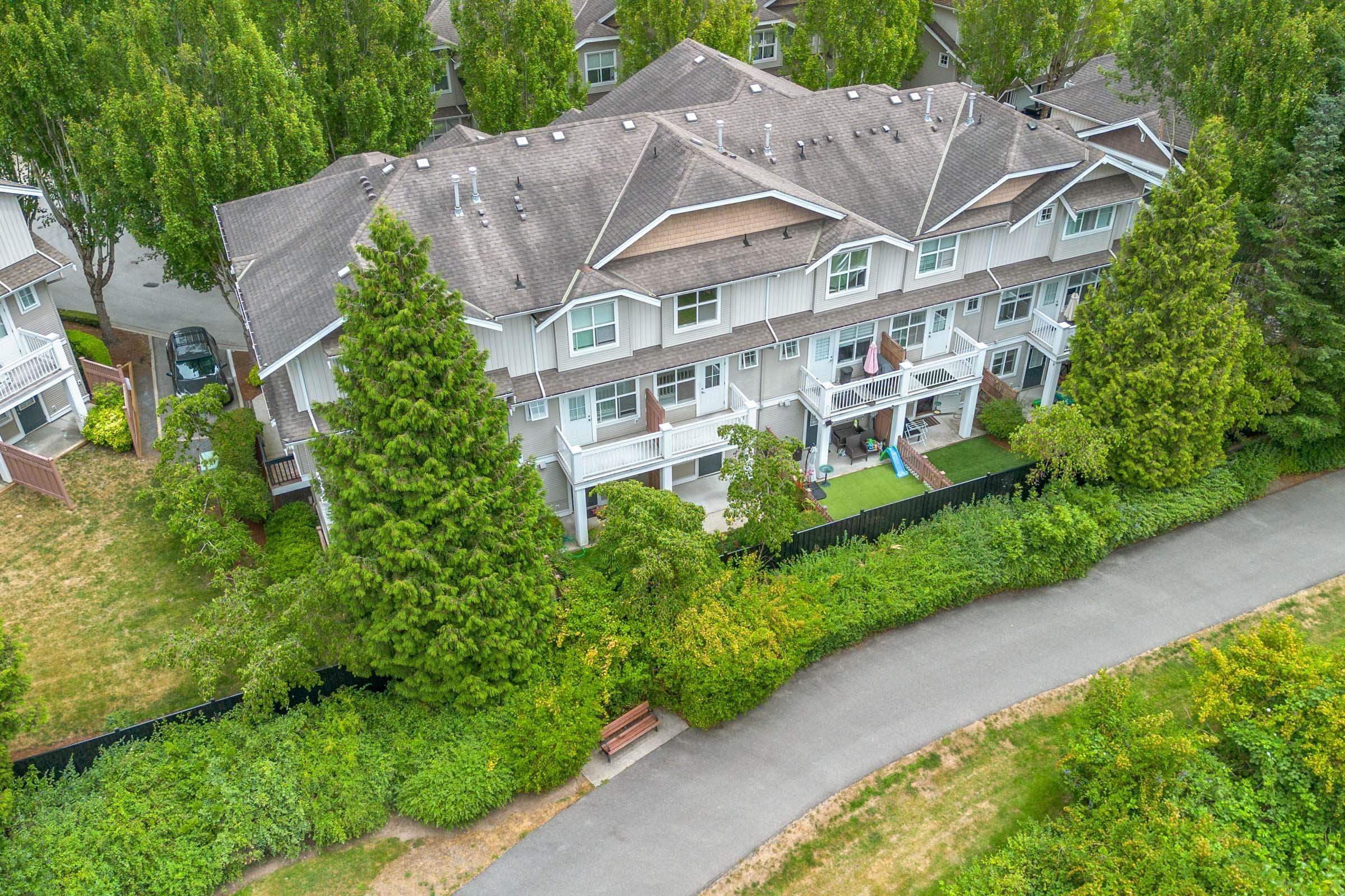 25 - 20460 66 Avenue, Langley, V2Y 3B6 — photo 2