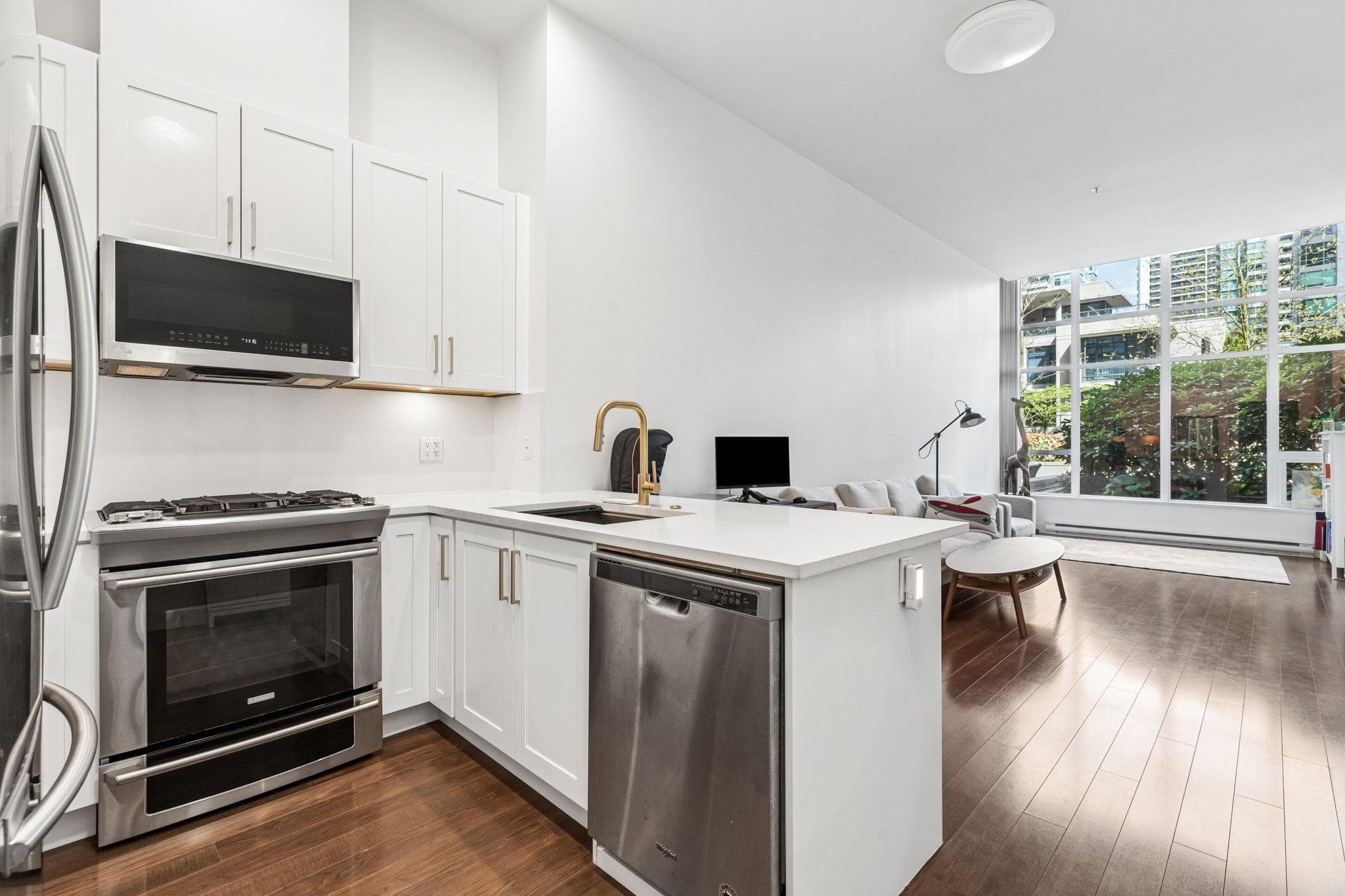 101 - 2077 Rosser Avenue, Burnaby