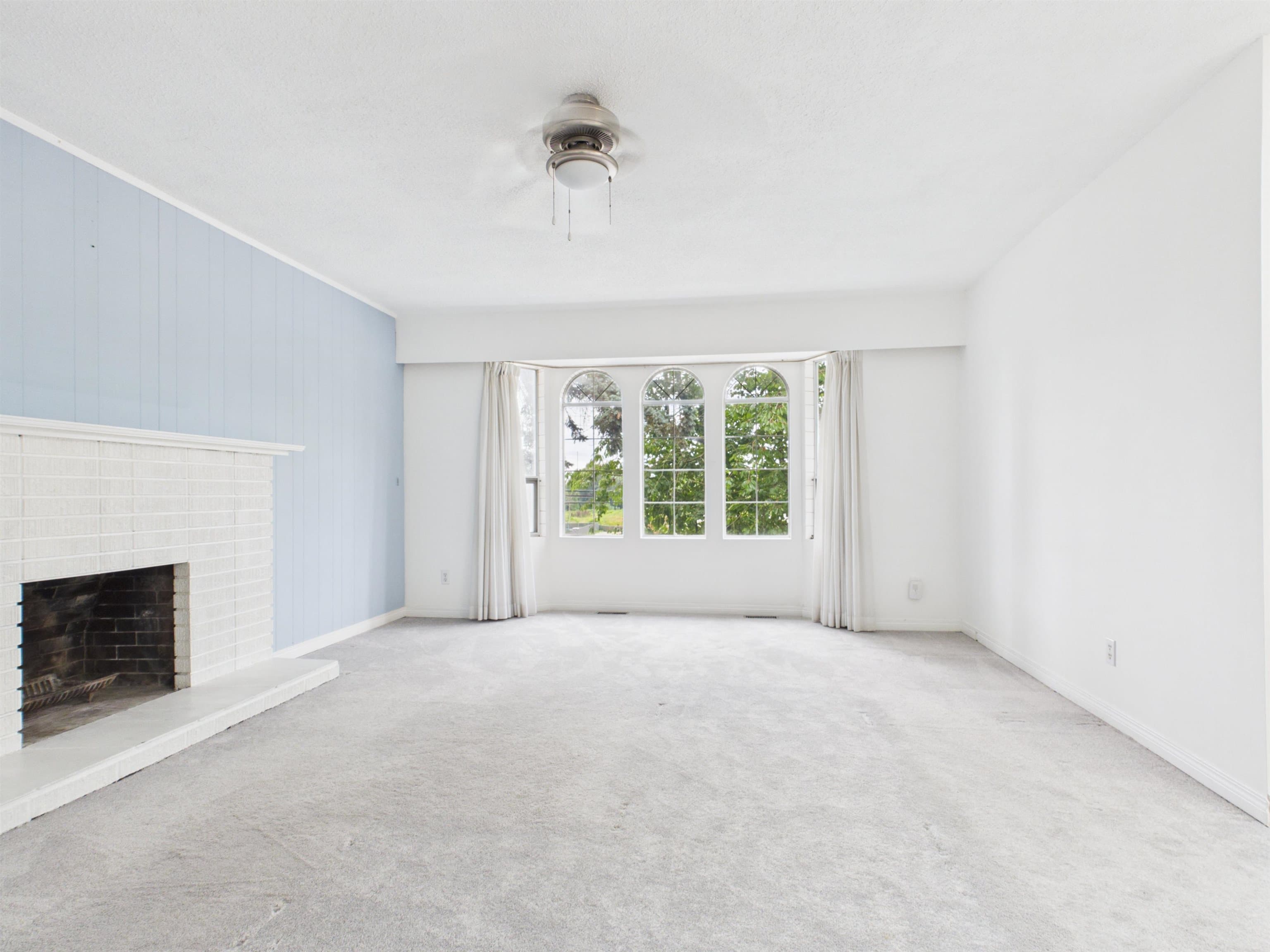 5135 Marine Drive, Burnaby, V5J 3G5 — photo 2