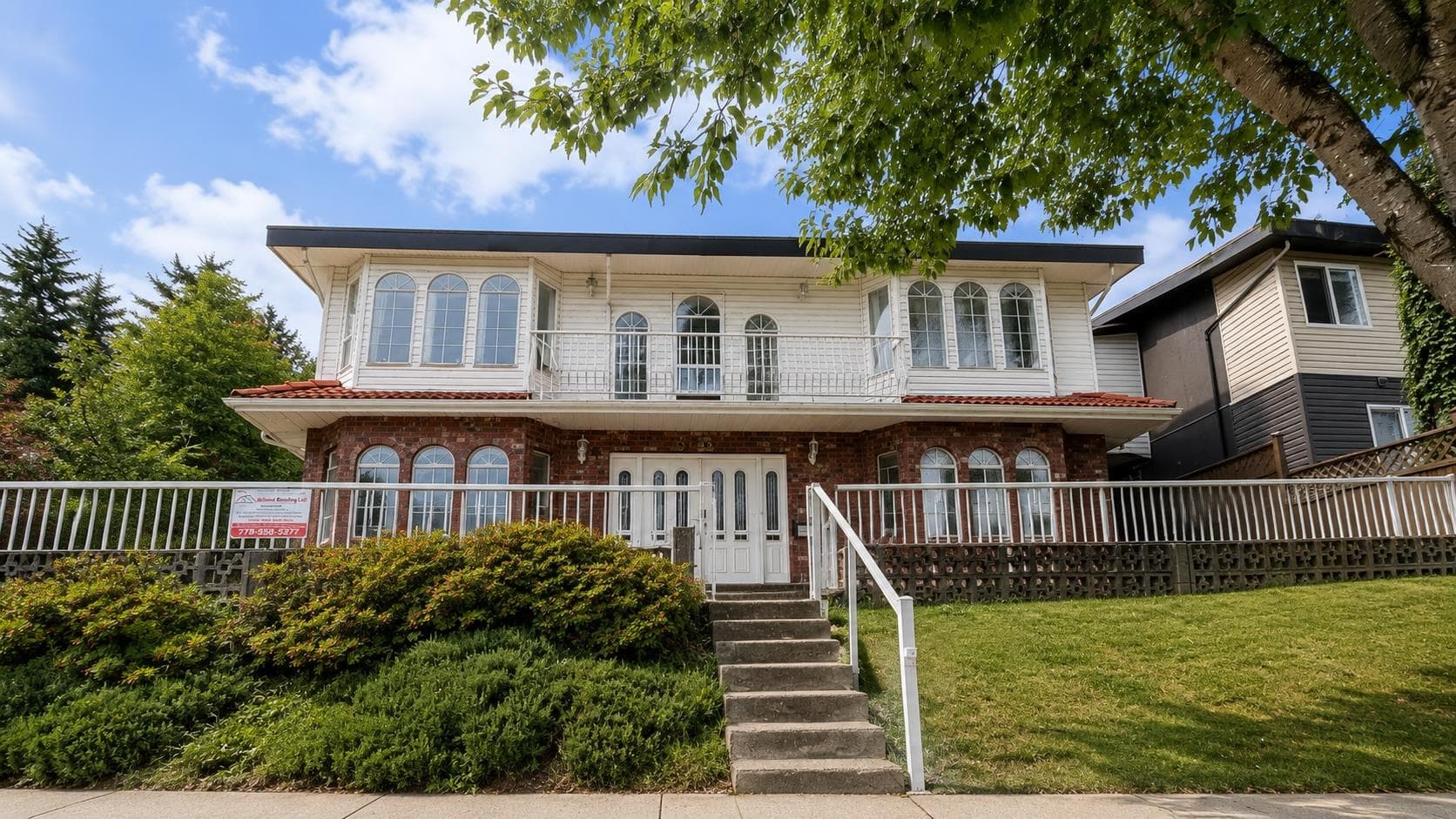5135 Marine Drive, Burnaby, V5J 3G5 — photo 1