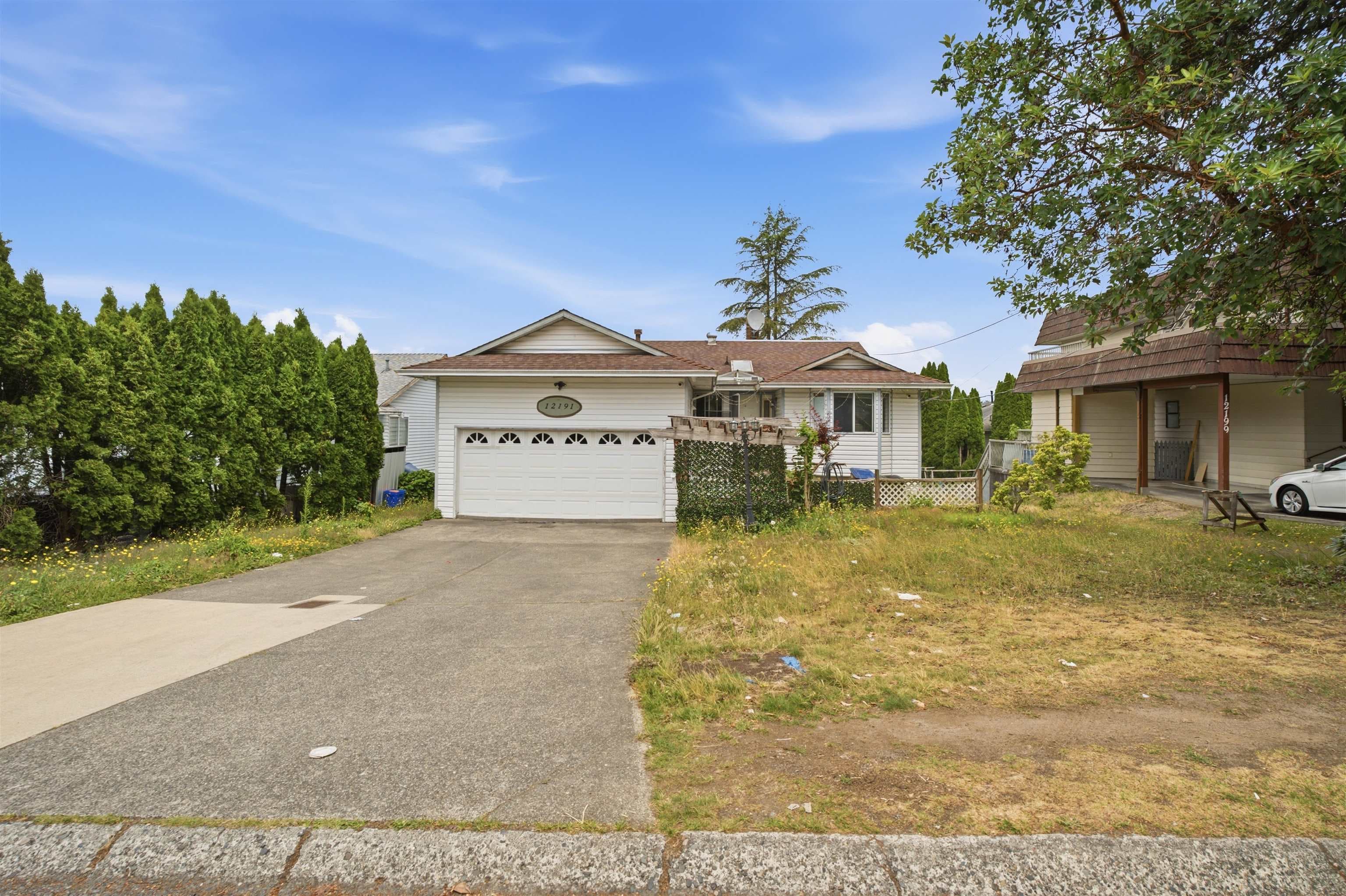 12191 101a Avenue, Surrey, V3V 2Z9 — photo 1