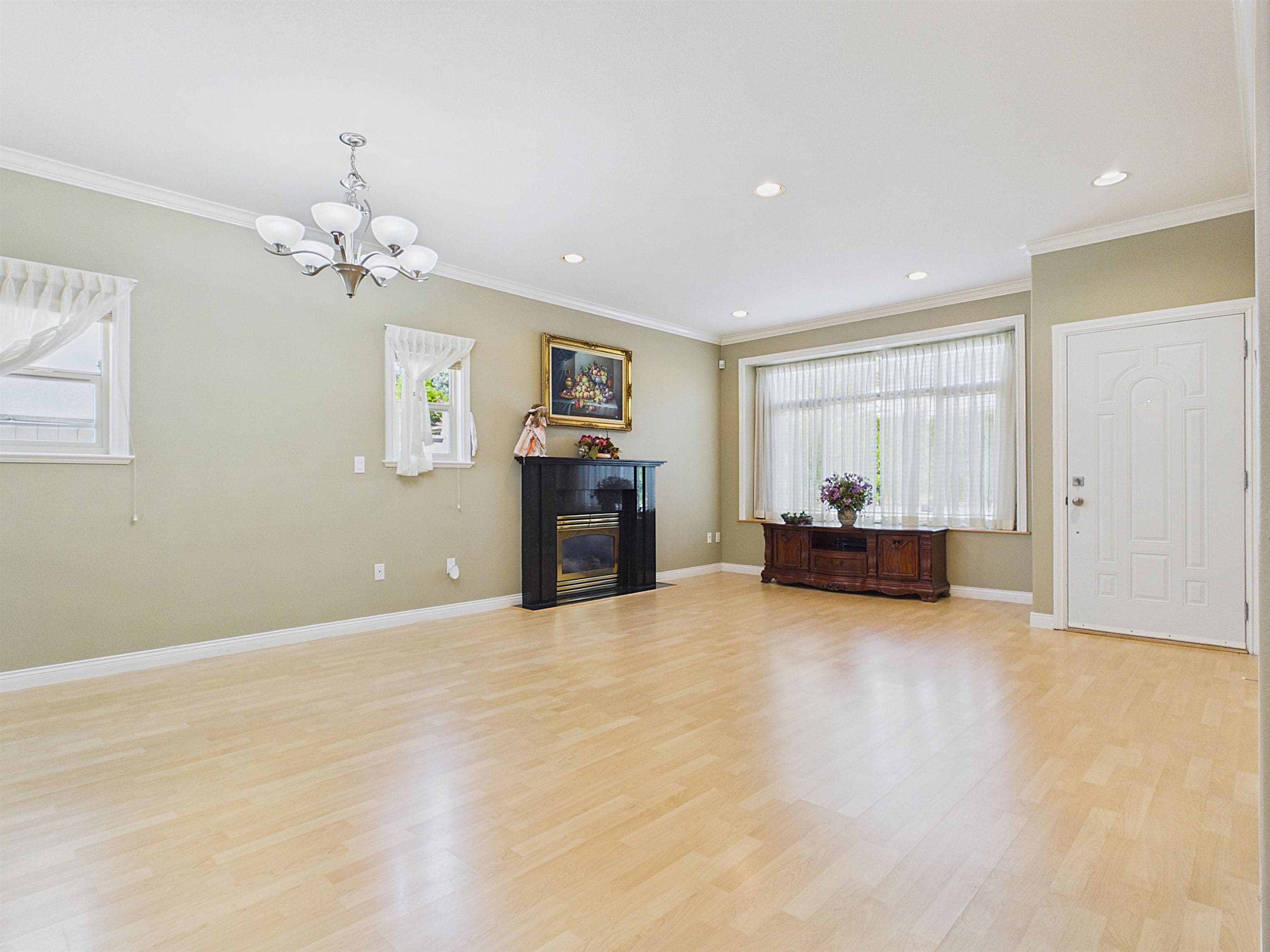 6060 Clinton Street, Burnaby, V5J 2M5 — photo 3