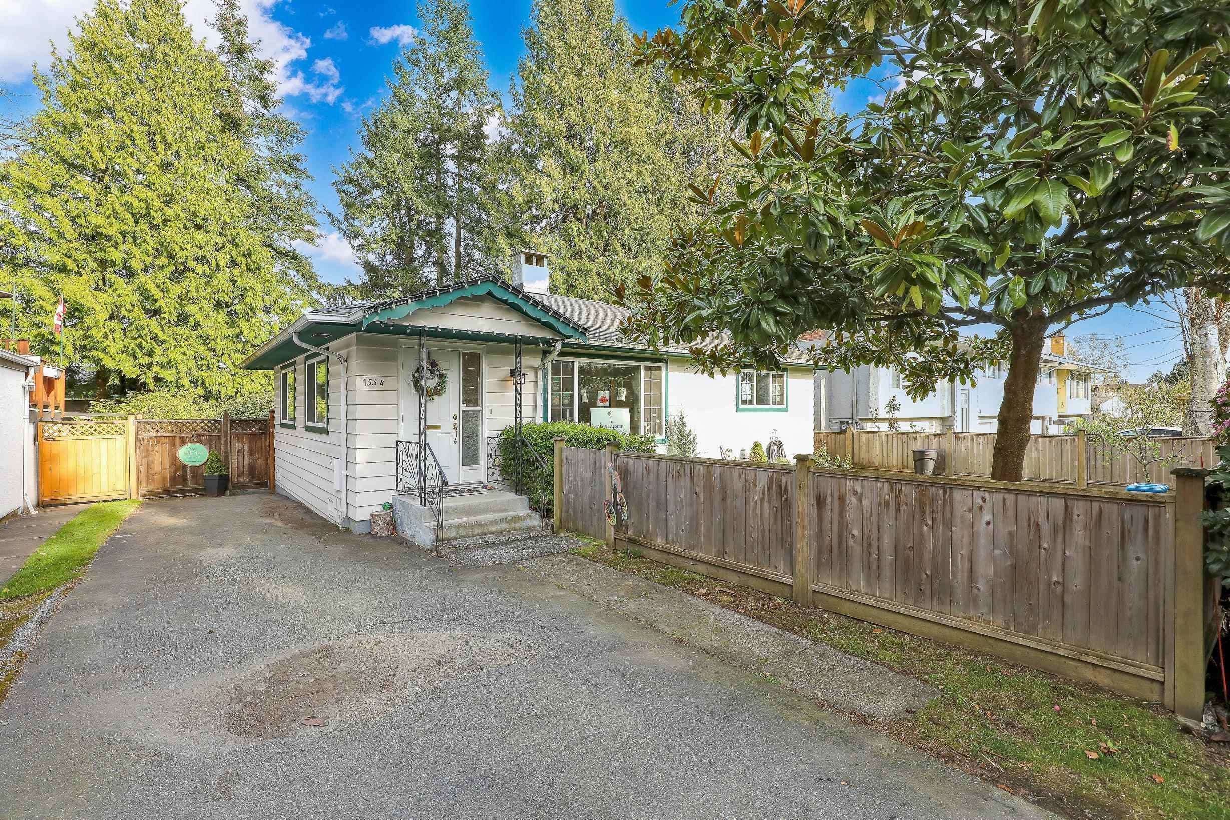 1554 Stevens Street, White Rock, V4B 4Y5 — photo 2