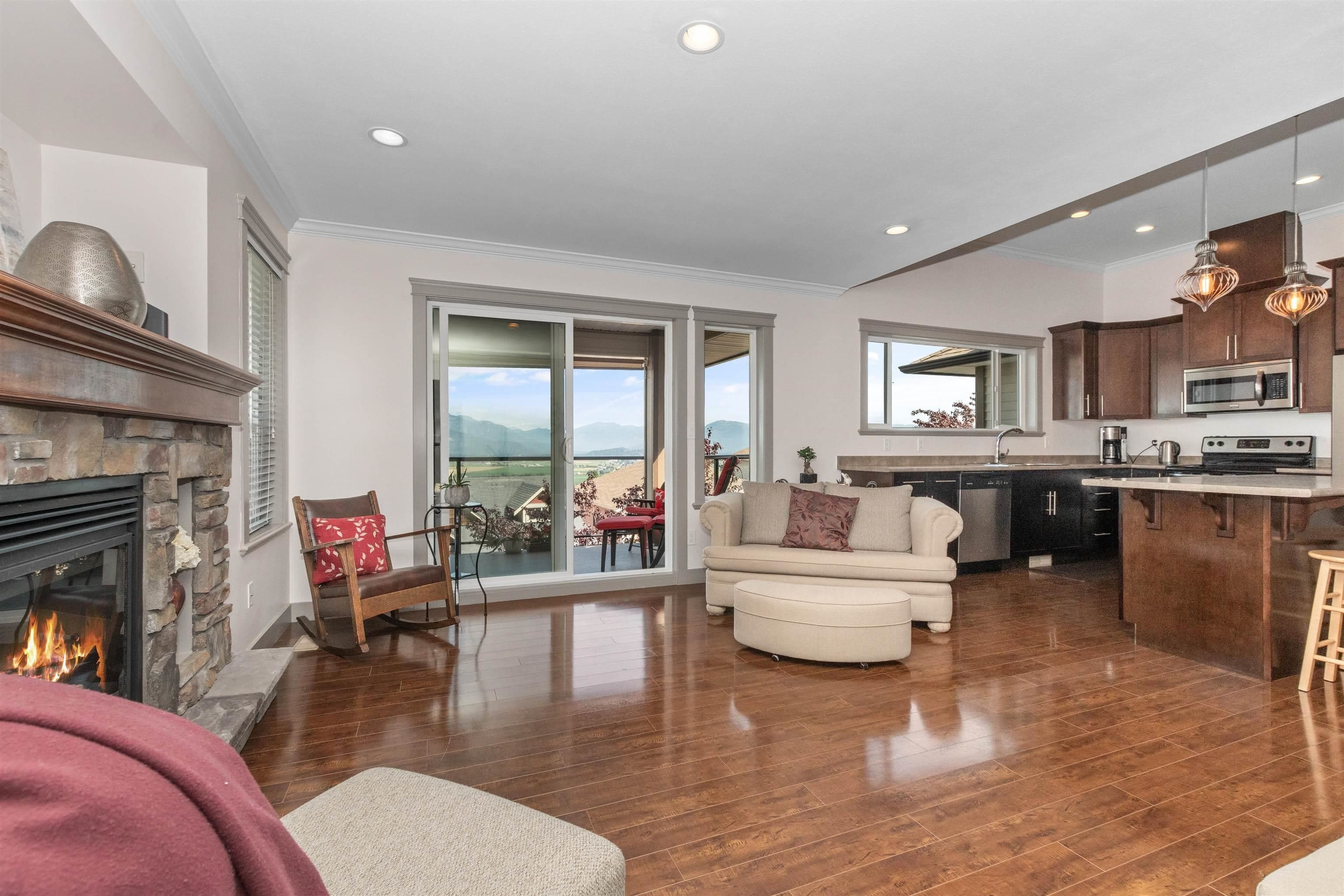 47278 Skyline Drive, Chilliwack, V2R 0R4 — photo 5