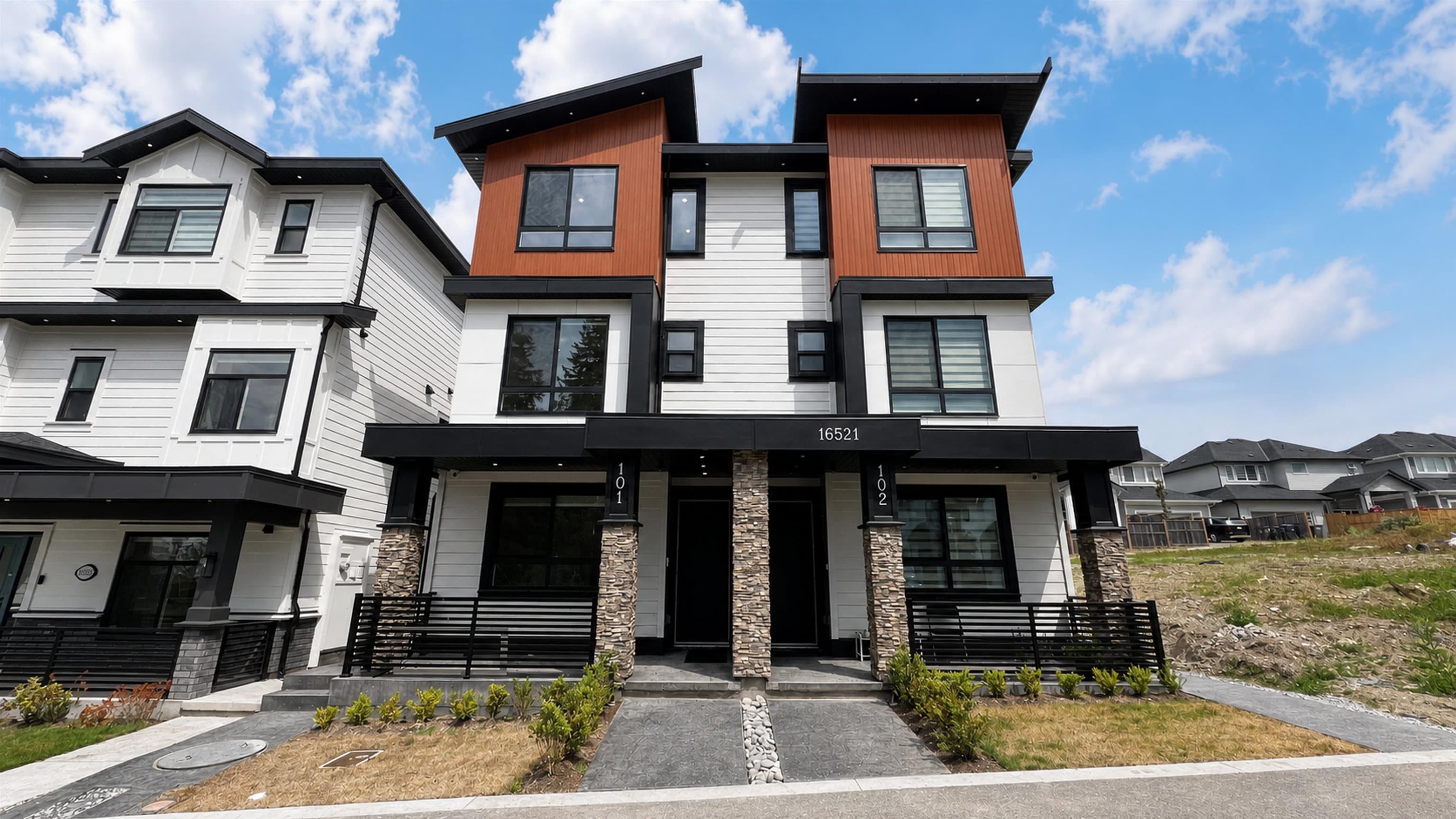 16521 20 Avenue, Surrey