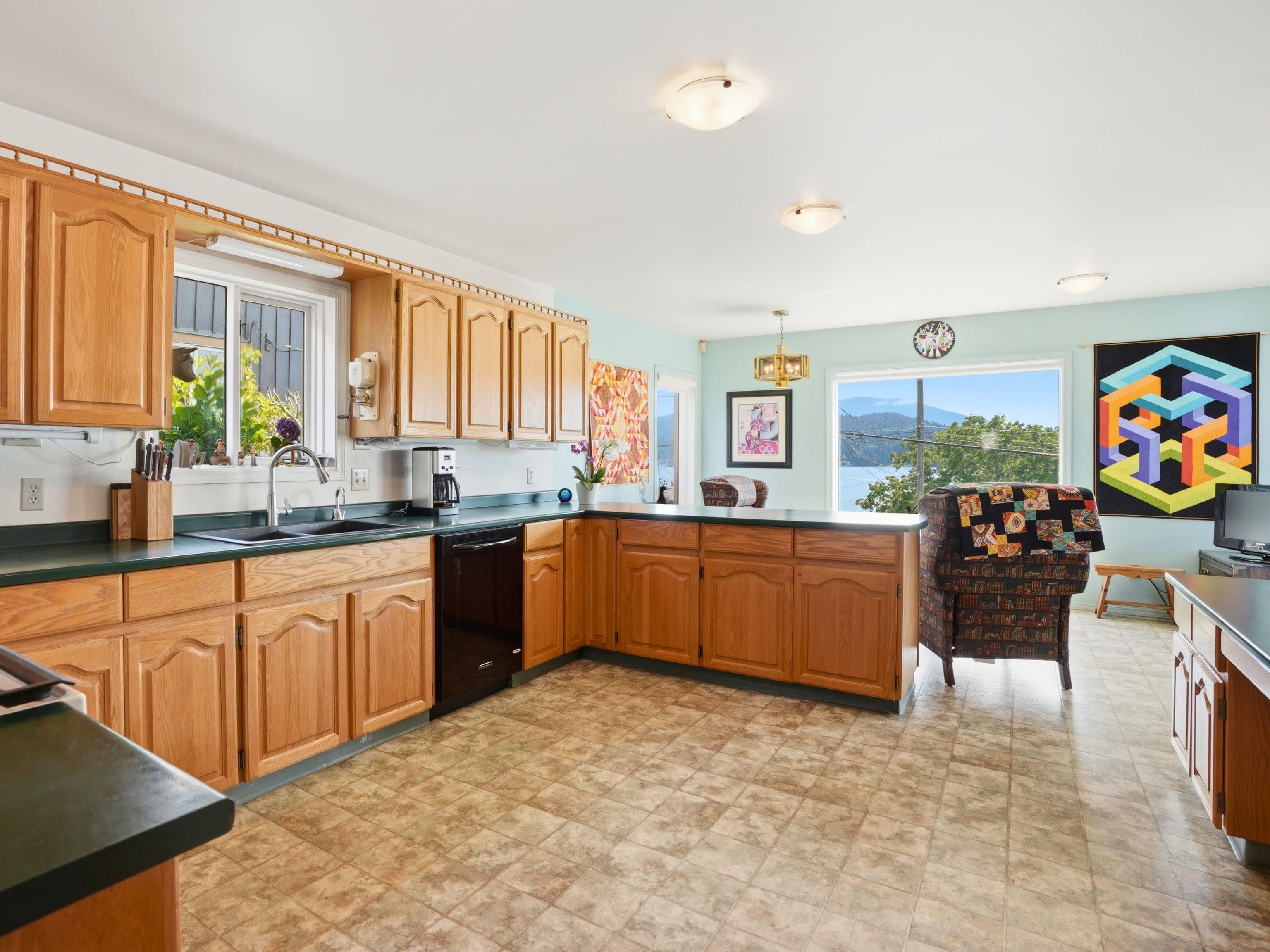 603 Marine Drive, Gibsons, V0N 1V1 — photo 3