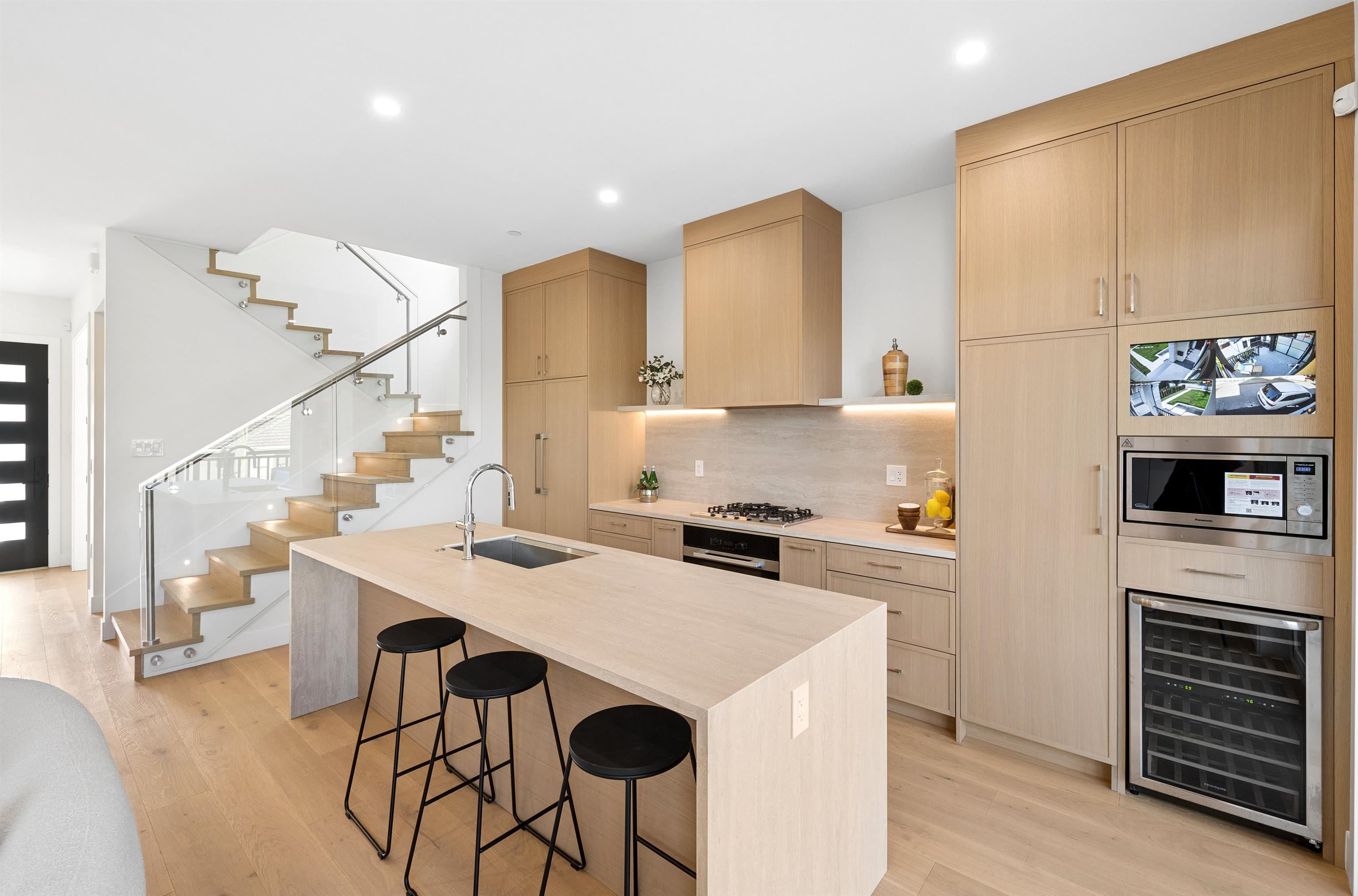 3469 Arbutus Street, Vancouver, V6J 3Z5 — photo 5