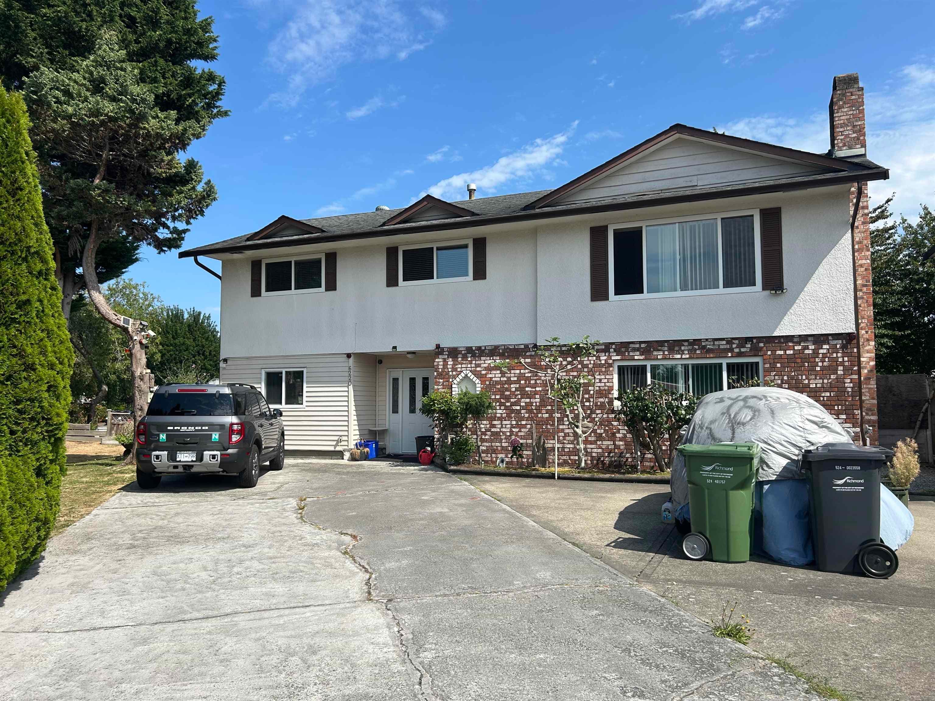 6220 Spender Drive, Richmond