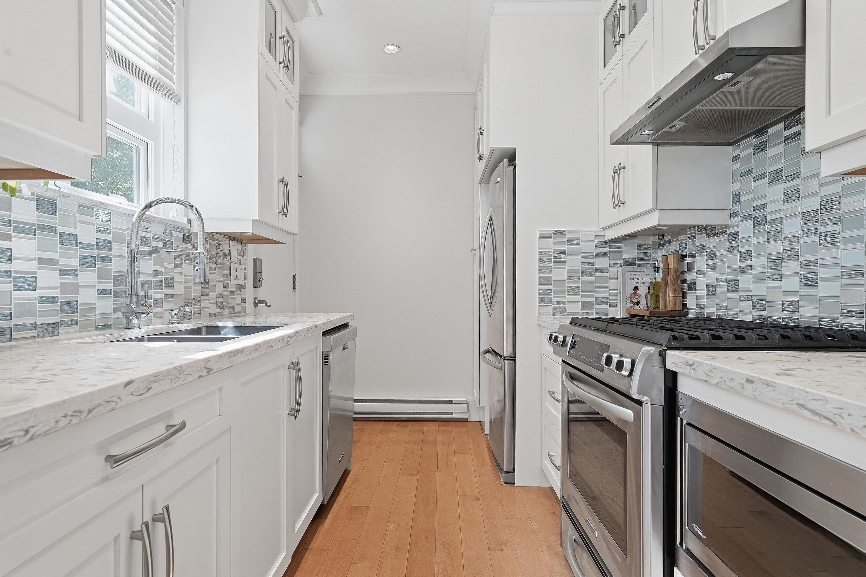 1820 Woodland Drive, Vancouver, V5N 3N7 — photo 4