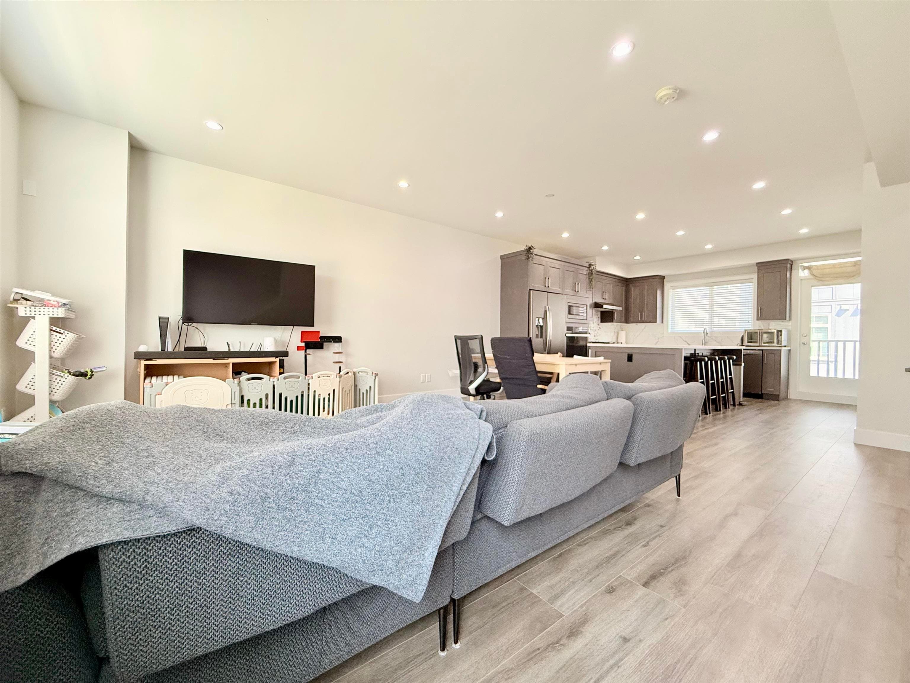 3 - 19239 70 Avenue, Surrey, V4N 6S8 — photo 5