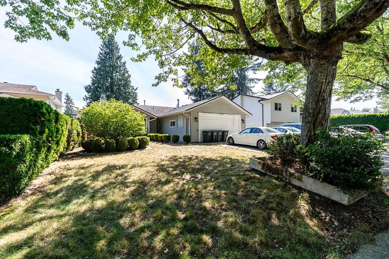 13032 61 Avenue, Surrey, V3X 2H5 — photo 2