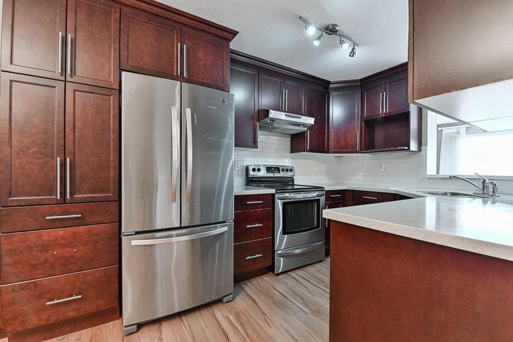 207 - 33233 Bourquin Crescent, Abbotsford, V2S 1Y2 — photo 2