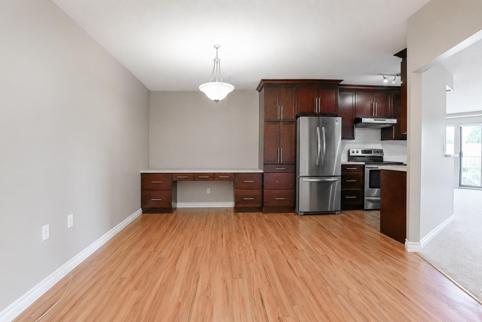 207 - 33233 Bourquin Crescent, Abbotsford, V2S 1Y2 — photo 5
