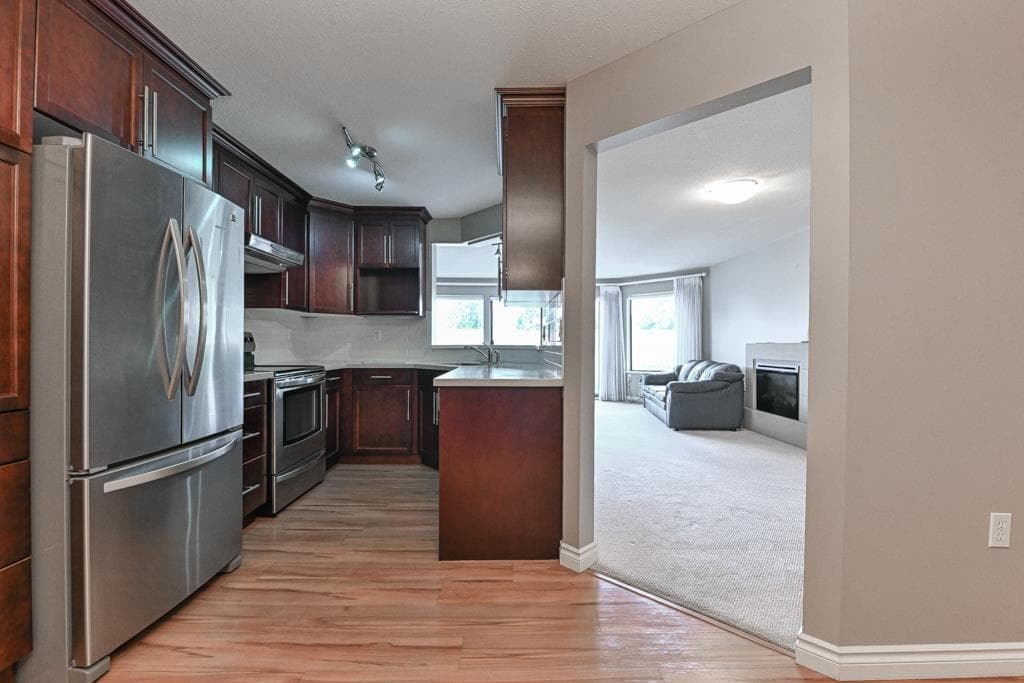 207 - 33233 Bourquin Crescent, Abbotsford, V2S 1Y2 — photo 4