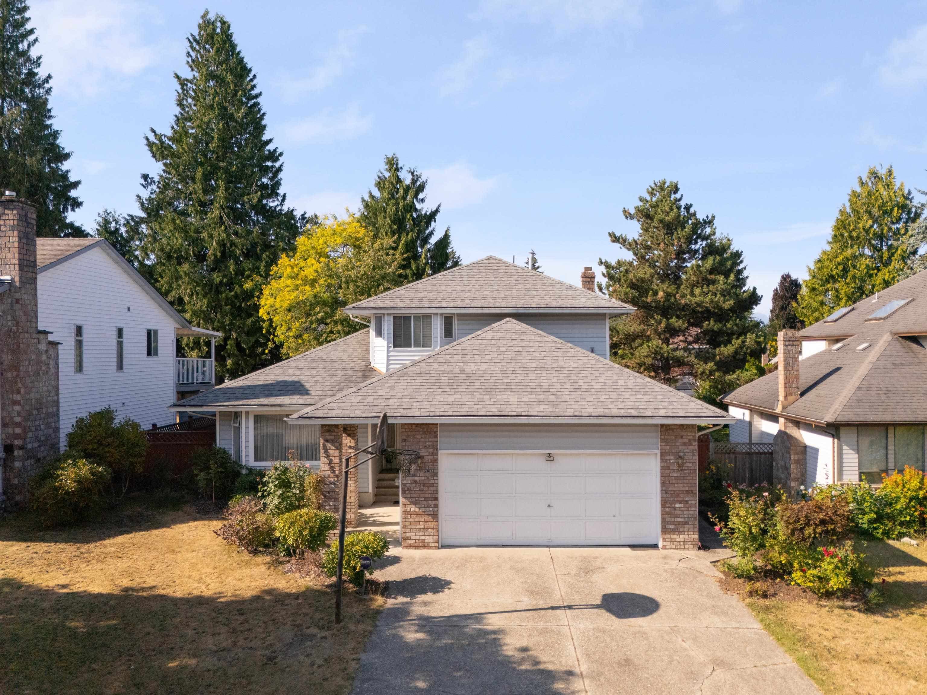 15753 98 Avenue, Surrey, V4N 2V5 — photo 1