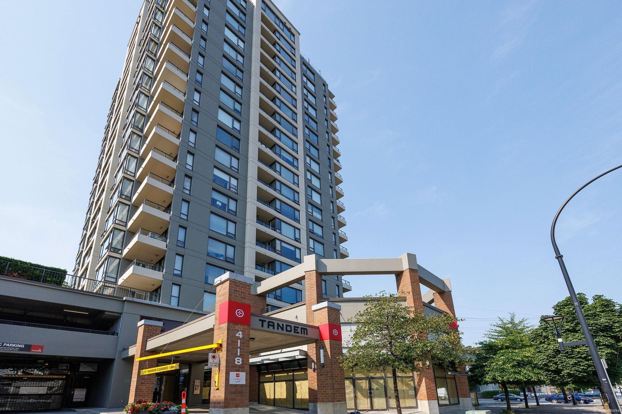 1006 - 4118 Dawson Street, Burnaby, V5C 0A3 — photo 1