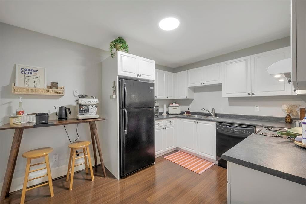 Suite - 518 E 16th Street, North Vancouver, V7L 2T6 — photo 5