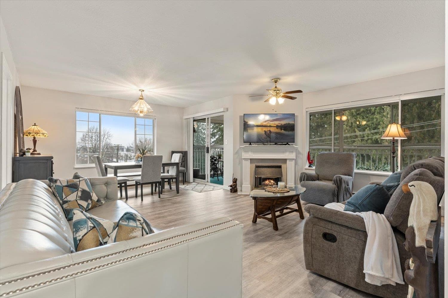 307 - 2491 Gladwin Road, Abbotsford, V2T 3N8 — photo 1