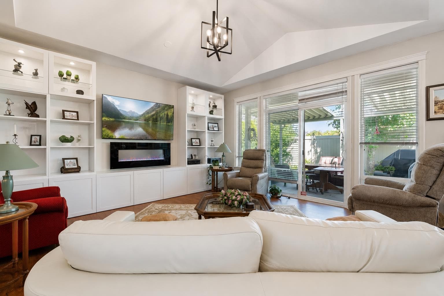 46449 Stoney Creek Drive, Chilliwack, V2R 0B7 — photo 3