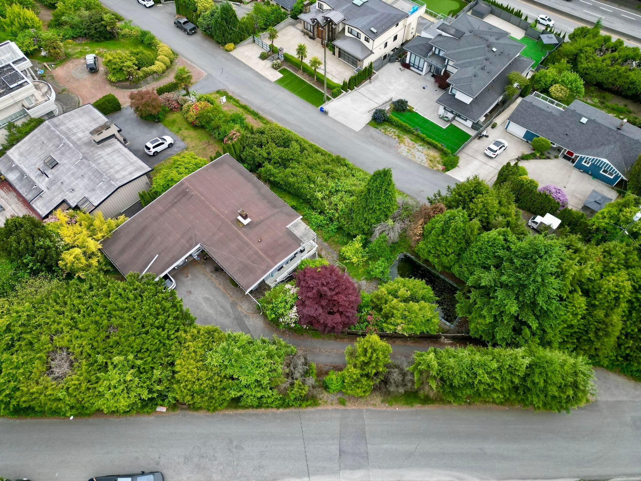 1230 Queens Avenue, West Vancouver, V7S 2K2 — photo 2