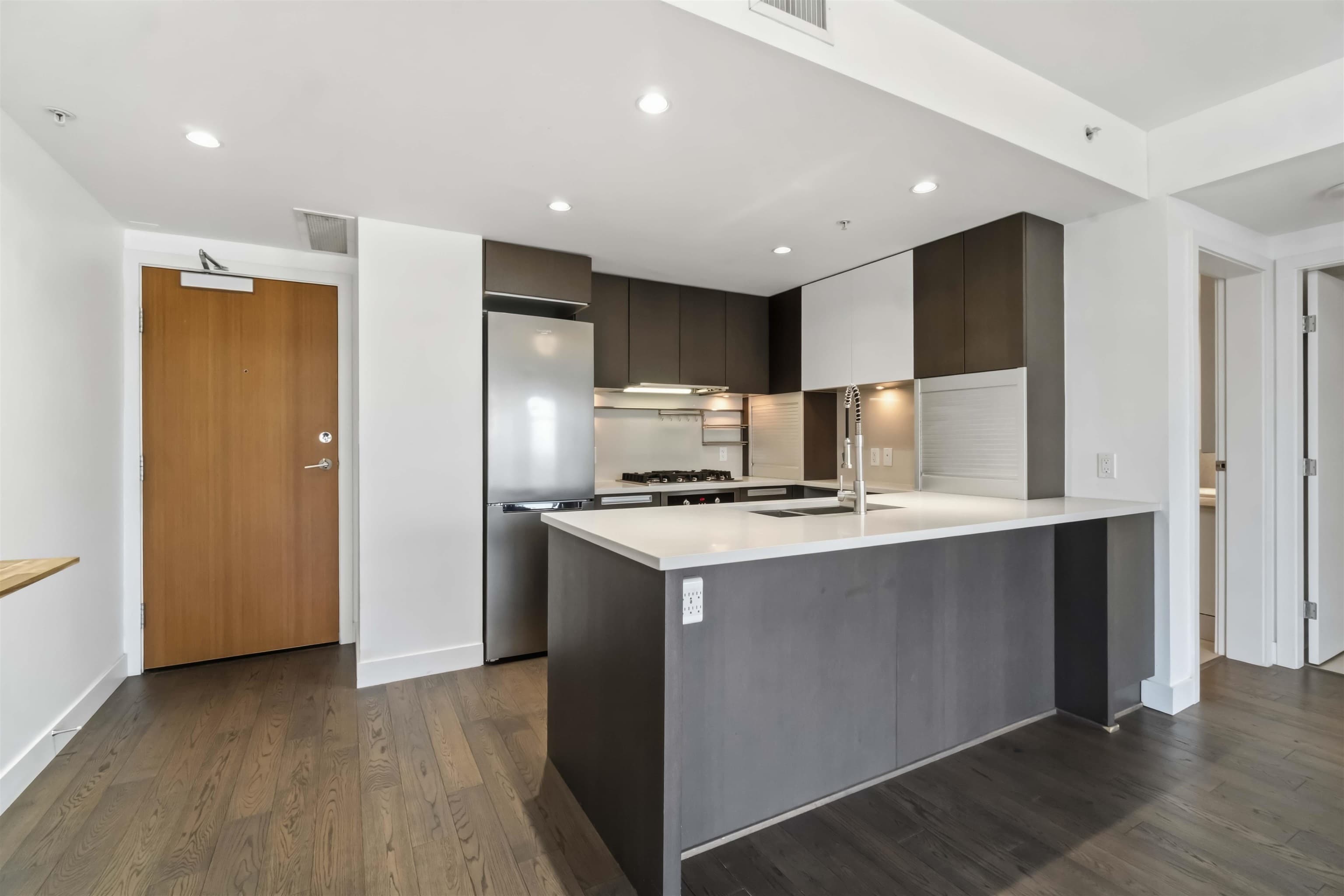 808 - 288 W 1st Avenue, Vancouver, V5Y 0E9 — photo 4