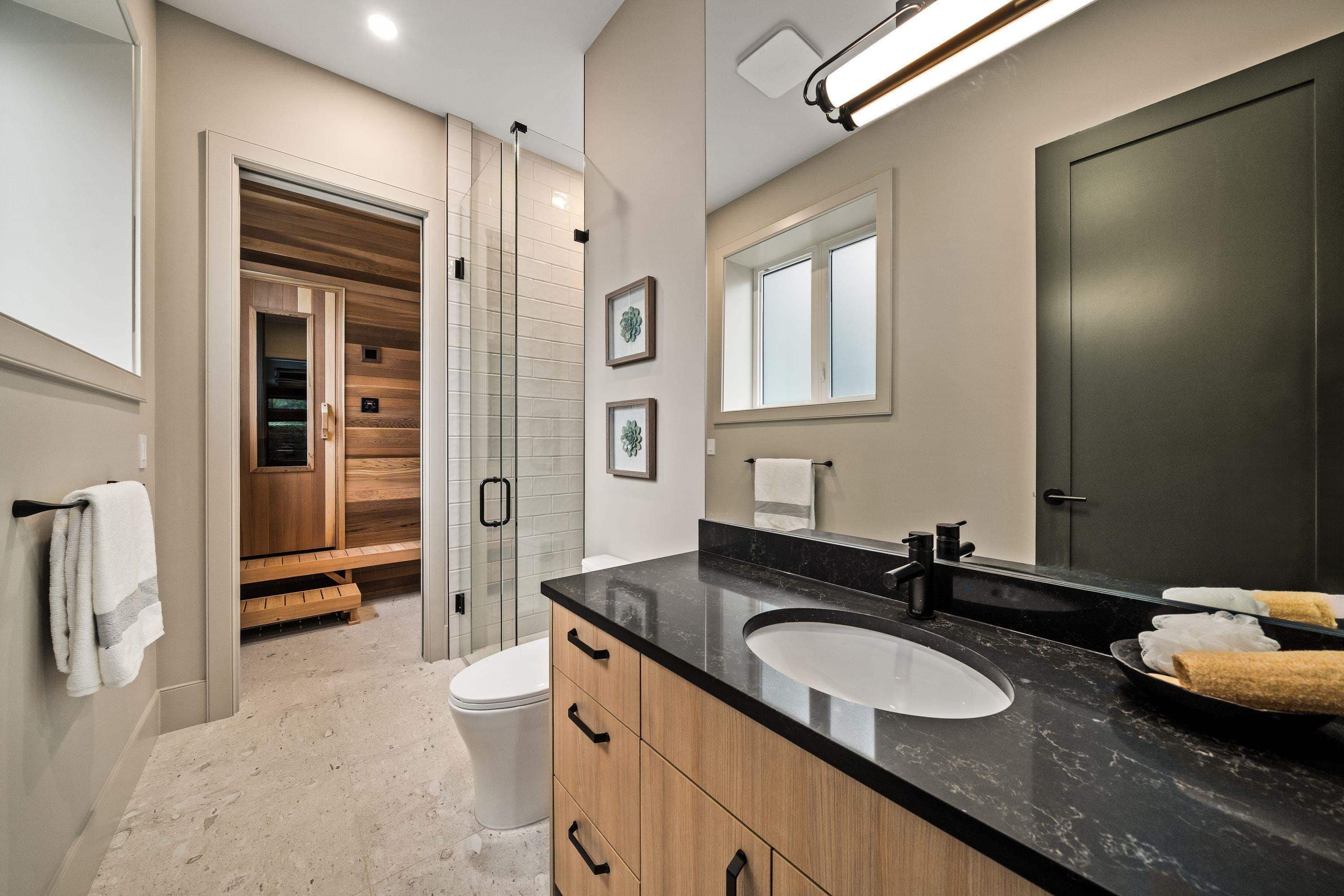 135 Oak Court, Anmore, V3H 4W9 — photo 5