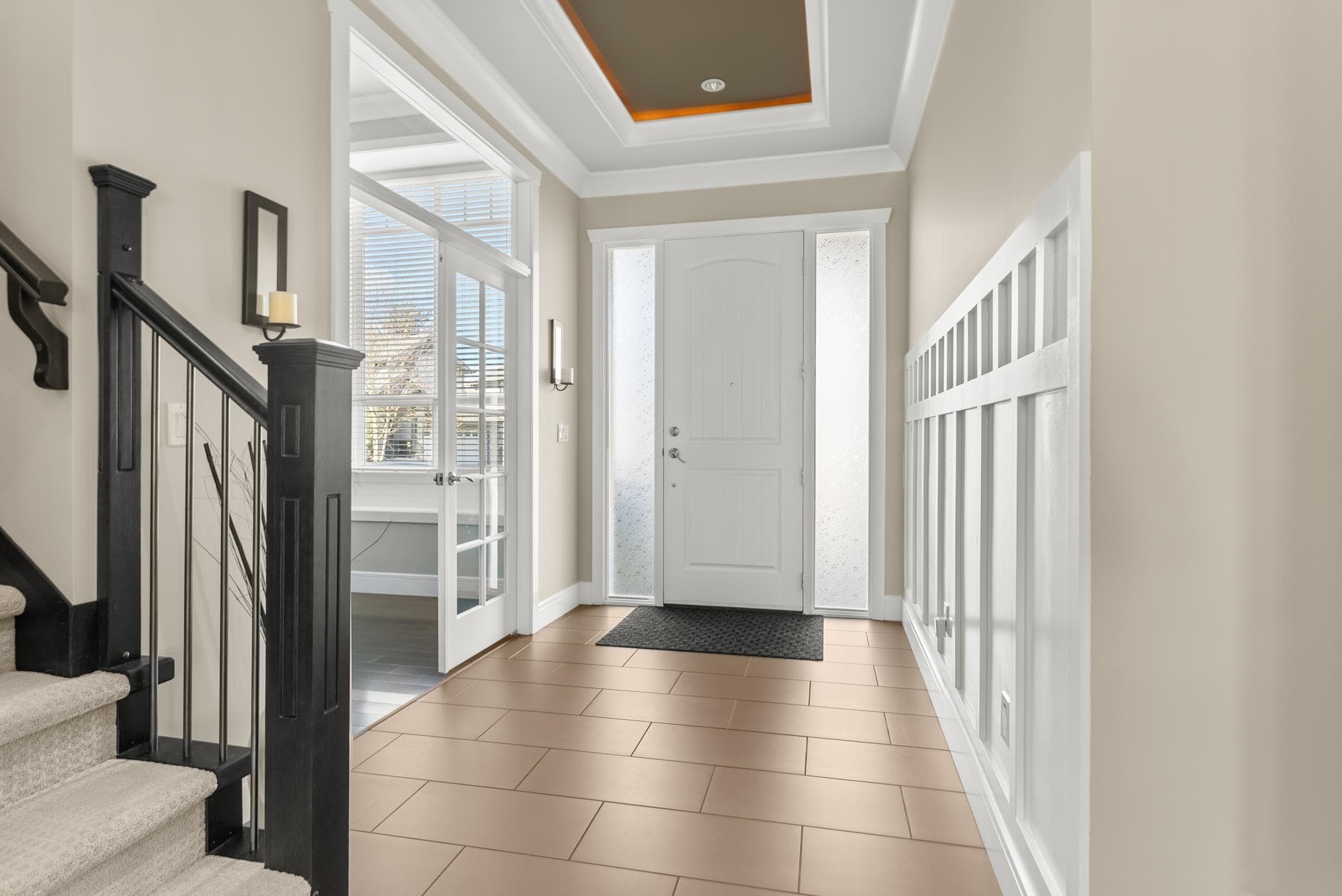14786 57a Avenue, Surrey, V3S 3B7 — photo 2
