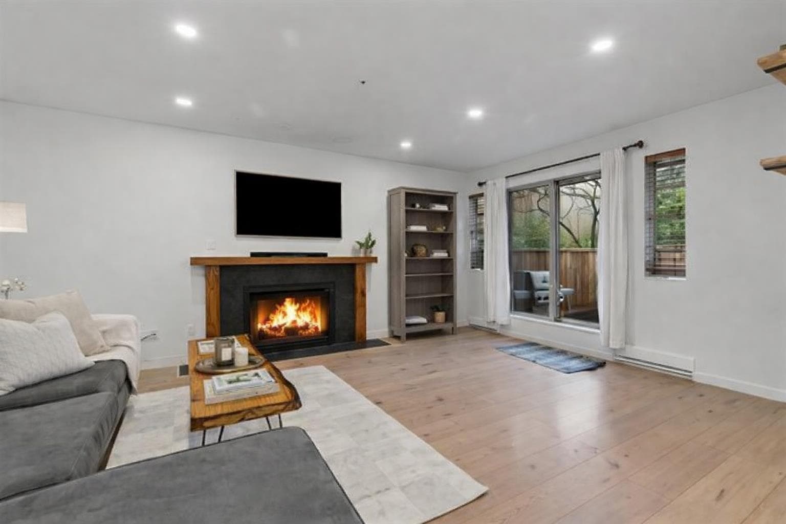 102 - 1689 E 4th Avenue, Vancouver, V5N 1J7 — photo 4