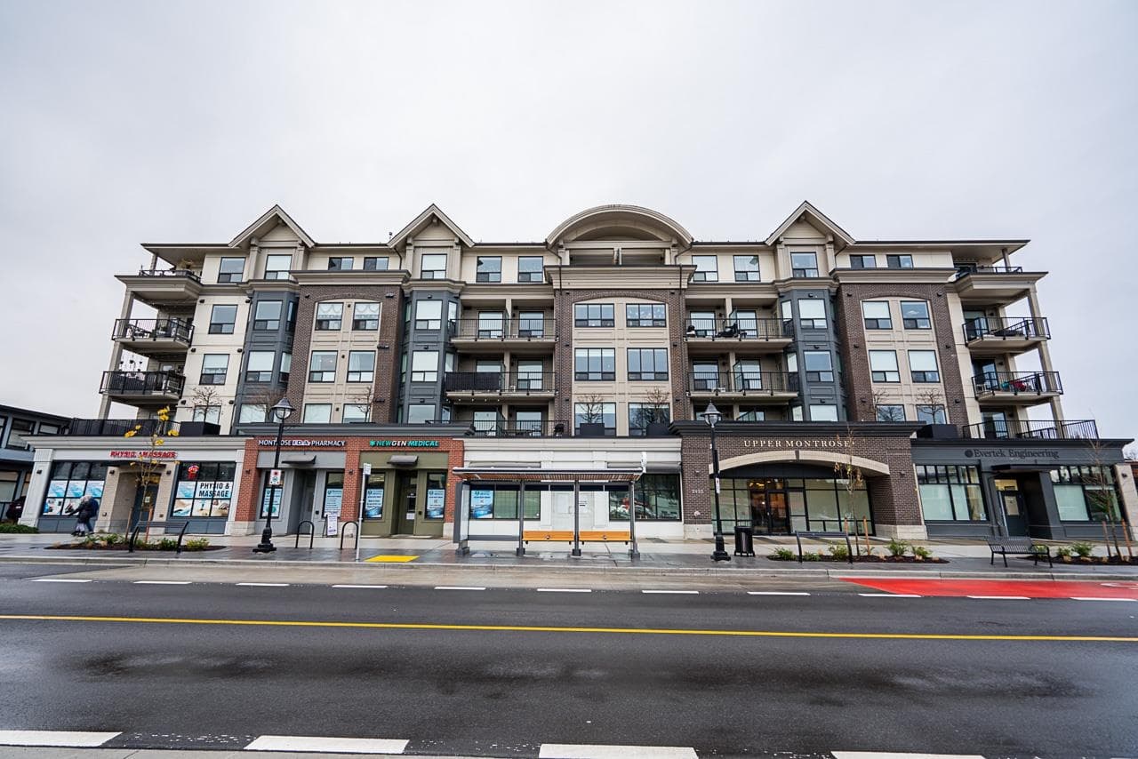 301 - 2493 Montrose Avenue, Abbotsford, V2S 3T2 — photo 2