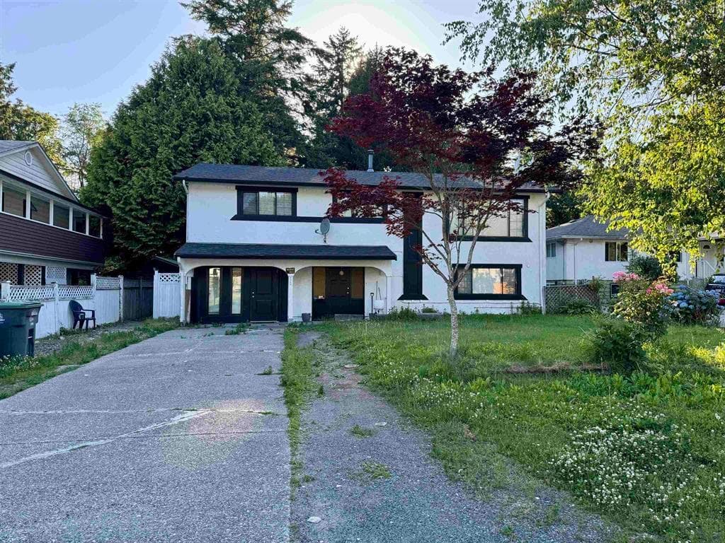 9543 139 Street, Surrey, V3V 5X7 — photo 1