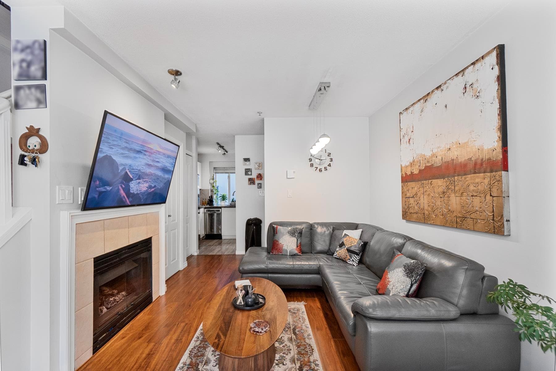 2106 Yew Street, Vancouver, V6K 3G7 — photo 2