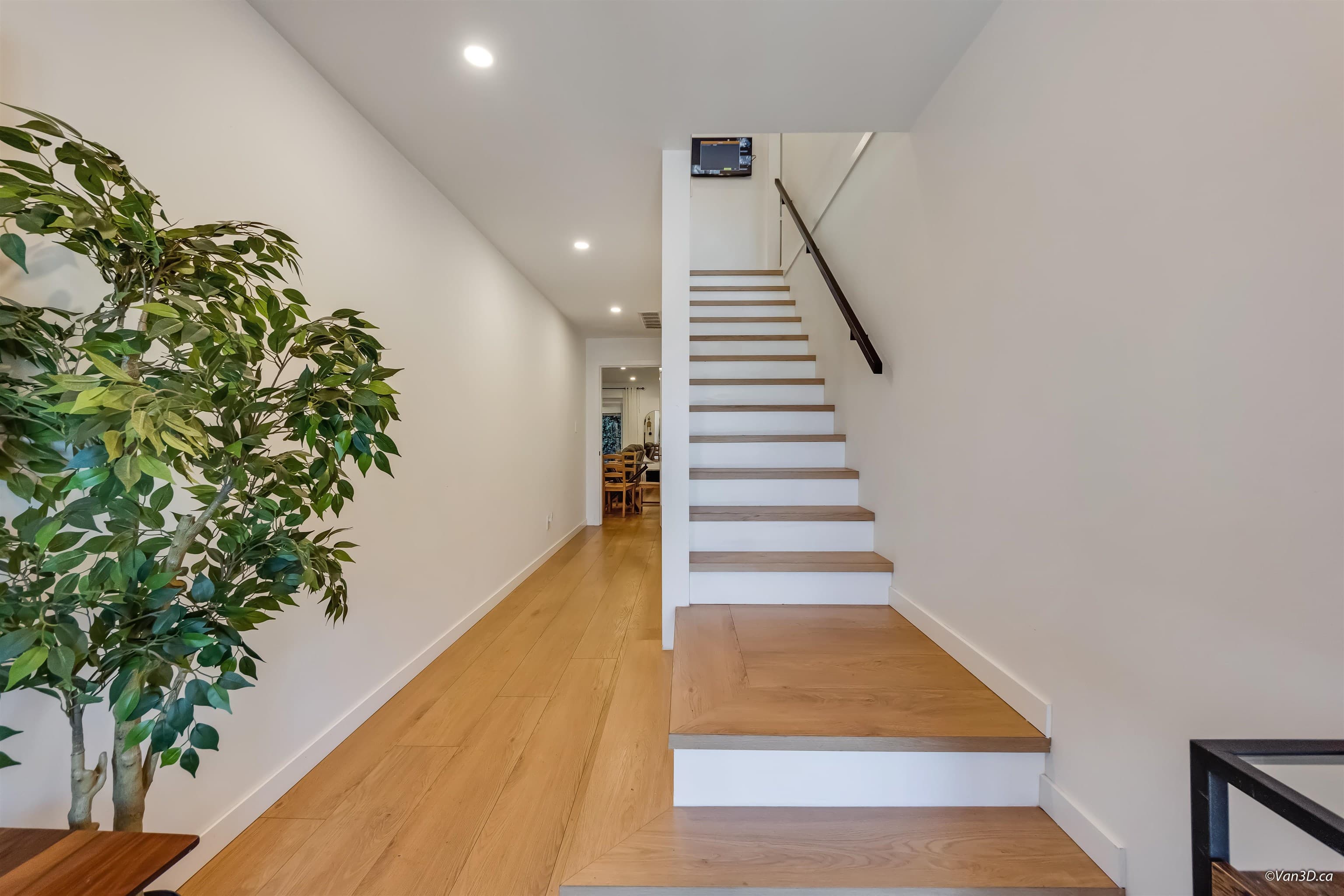 3200 Bosun Place, Coquitlam, V3C 4L4 — photo 2