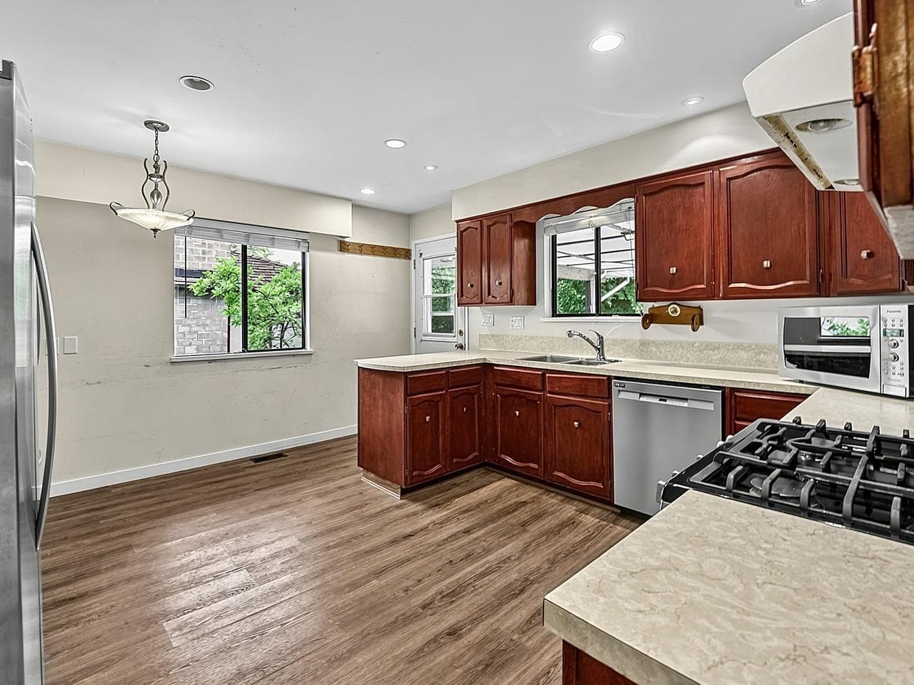 7793 - 7795 Allman Street, Burnaby, V5E 2A9 — photo 3