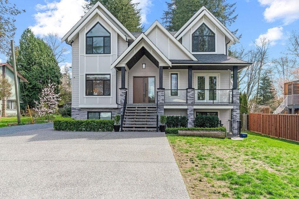 23376 124 Avenue, Maple Ridge, V2X 4K4 — photo 1