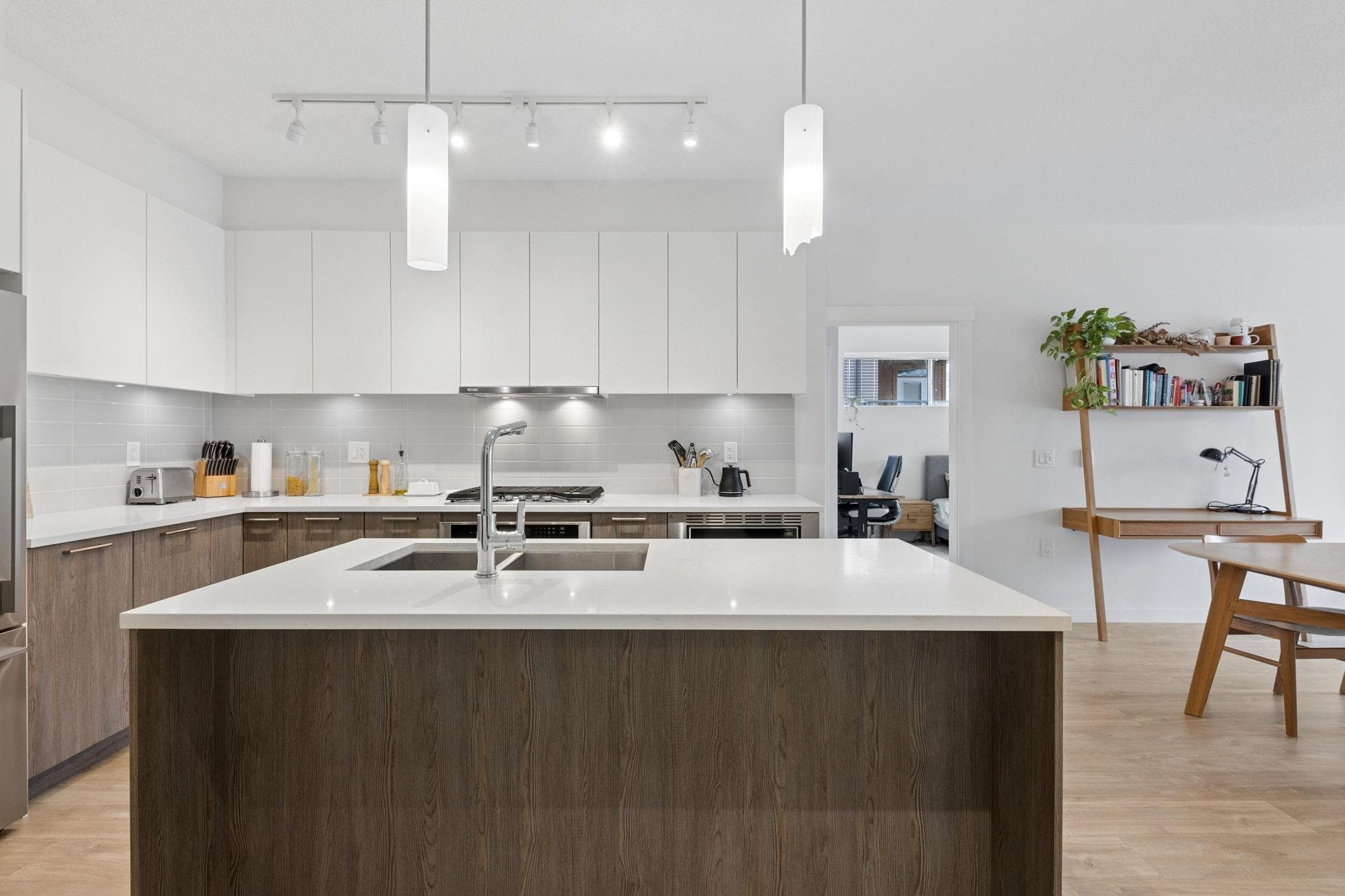 211 - 625 E 3rd Street, North Vancouver, V7L 1G6 — photo 3