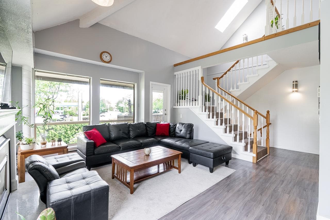 21 - 12172 72 Avenue, Surrey, V3W 2L9 — photo 1