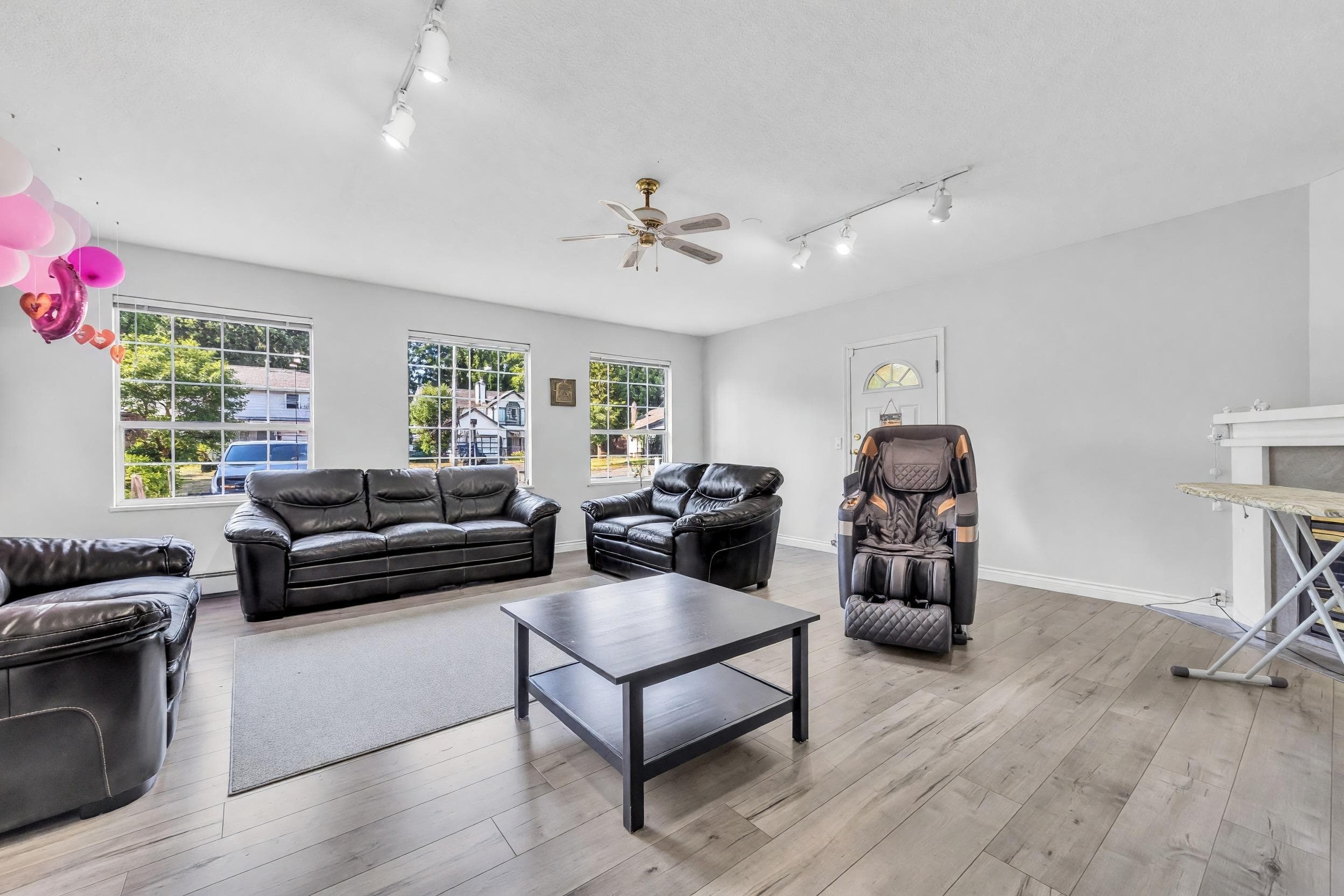 15447 92a Avenue, Surrey, V3R 9B2 — photo 5