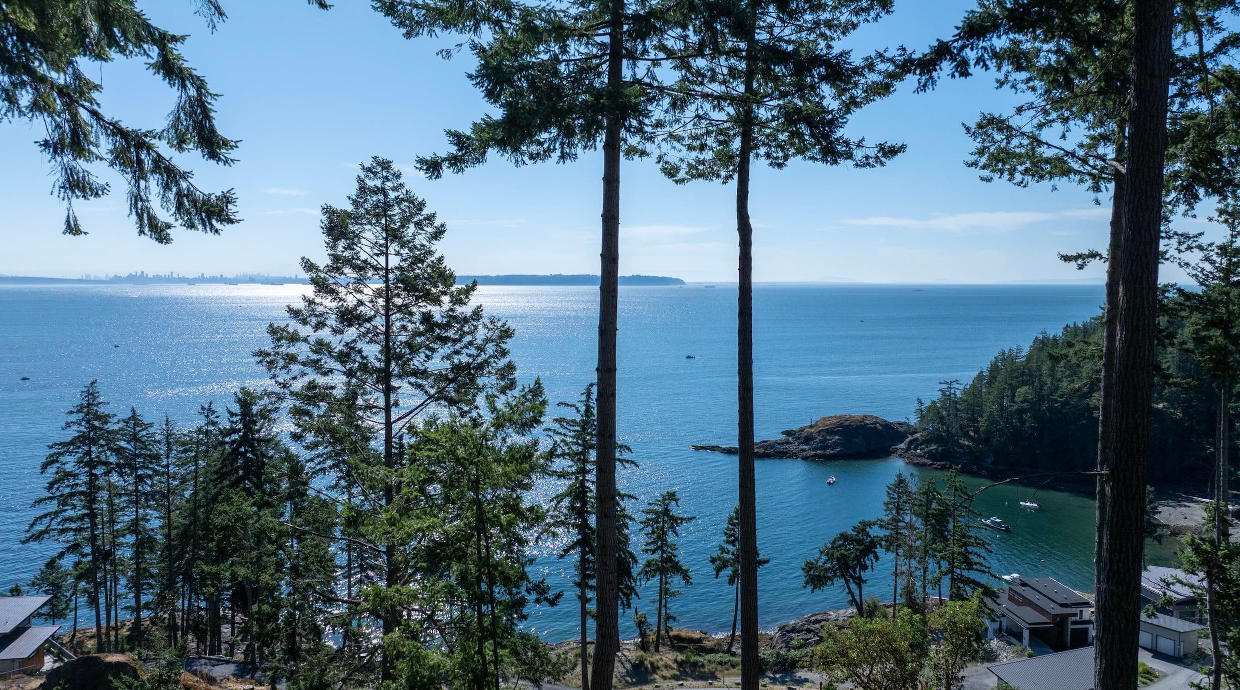 747 Seymour Bay Drive, Bowen Island, V0N 1G2 — photo 2