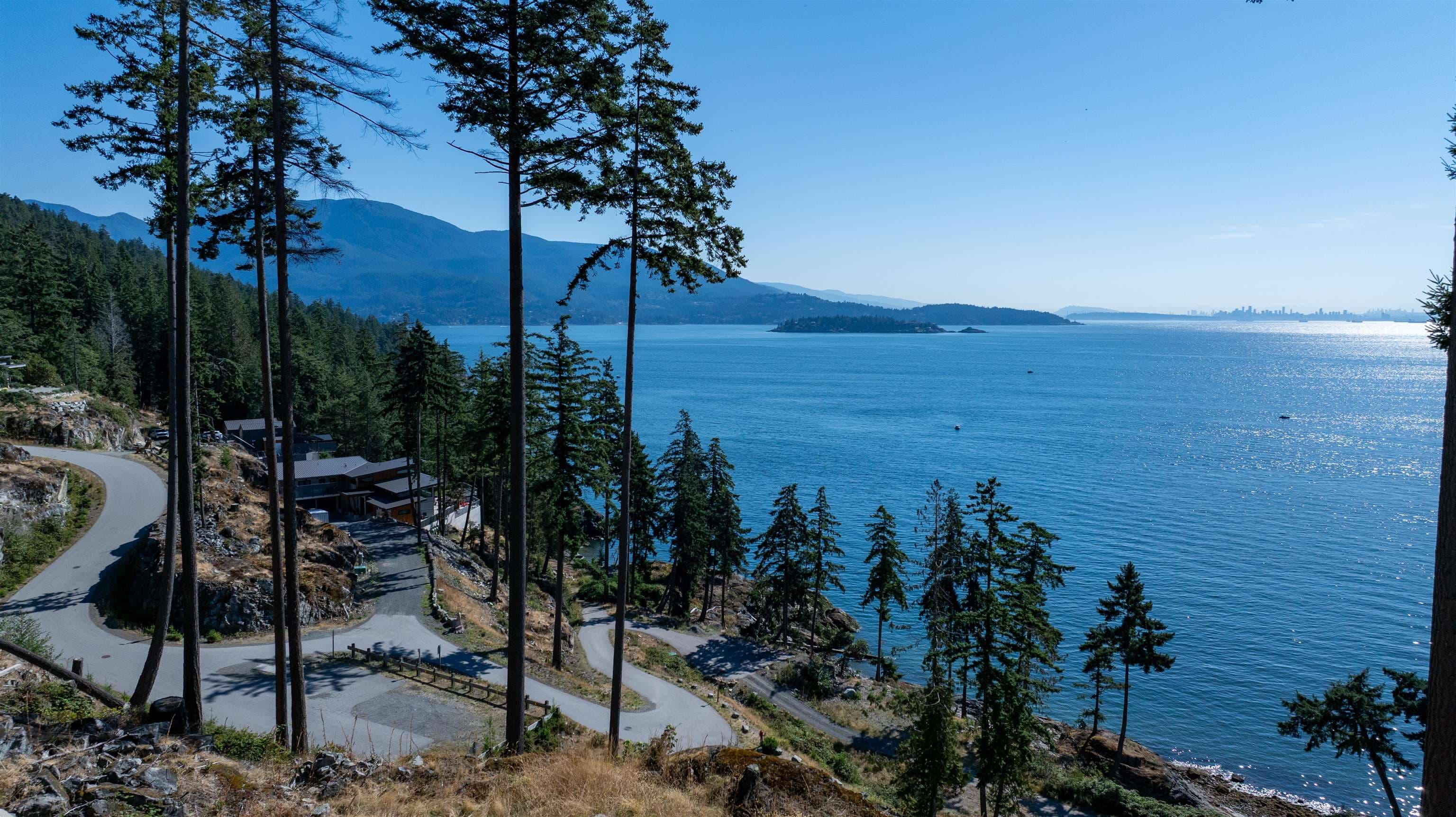 775 Seymour Bay Drive, Bowen Island, V0N 1G2 — photo 2