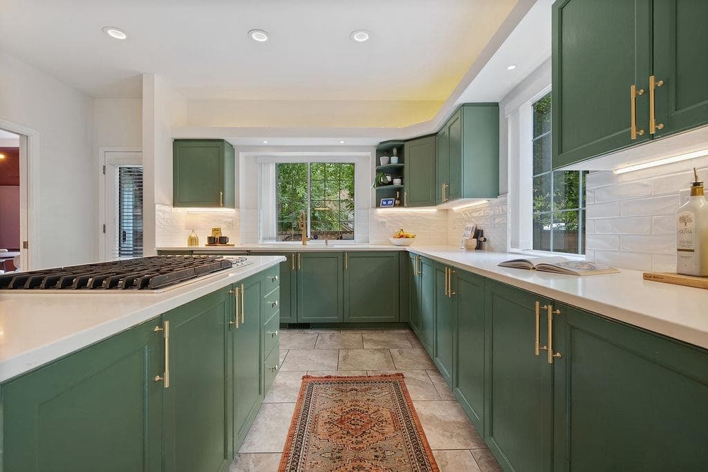 116 Parkside Drive, Port Moody, V3H 4W8 — photo 3