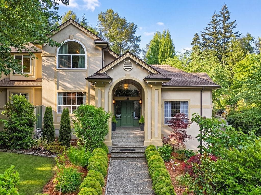 116 Parkside Drive, Port Moody