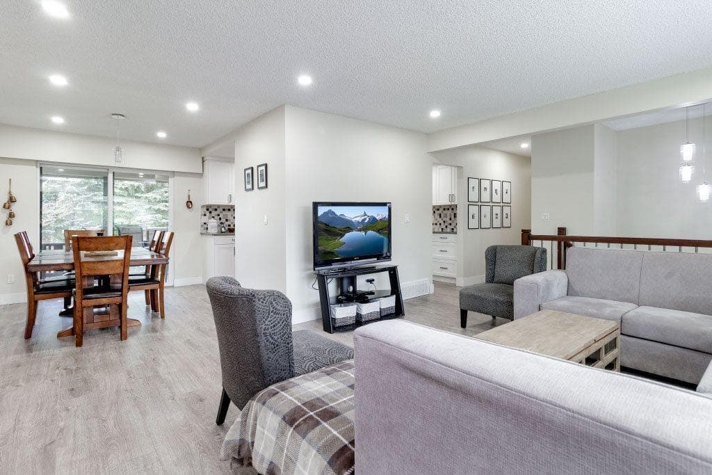 3762 Wellington Street, Port Coquitlam, V3B 3Z2 — photo 3