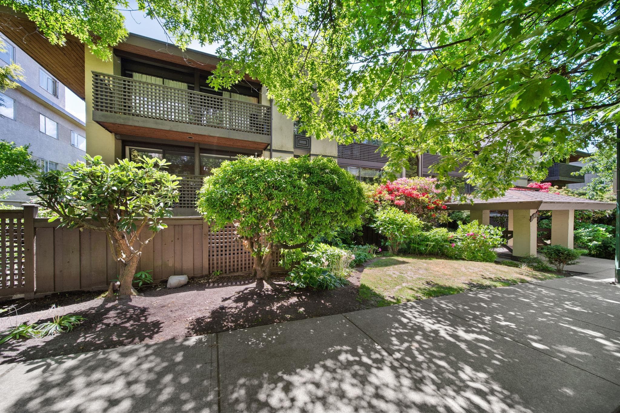 304 - 141 W 13th Street, North Vancouver, V7M 1N5 — photo 1
