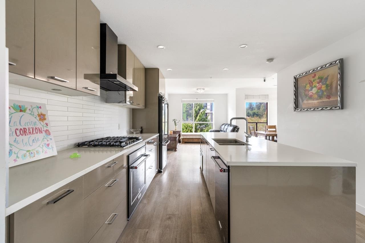 302 - 3581 Ross Drive, Vancouver, V6S 0K5 — photo 5