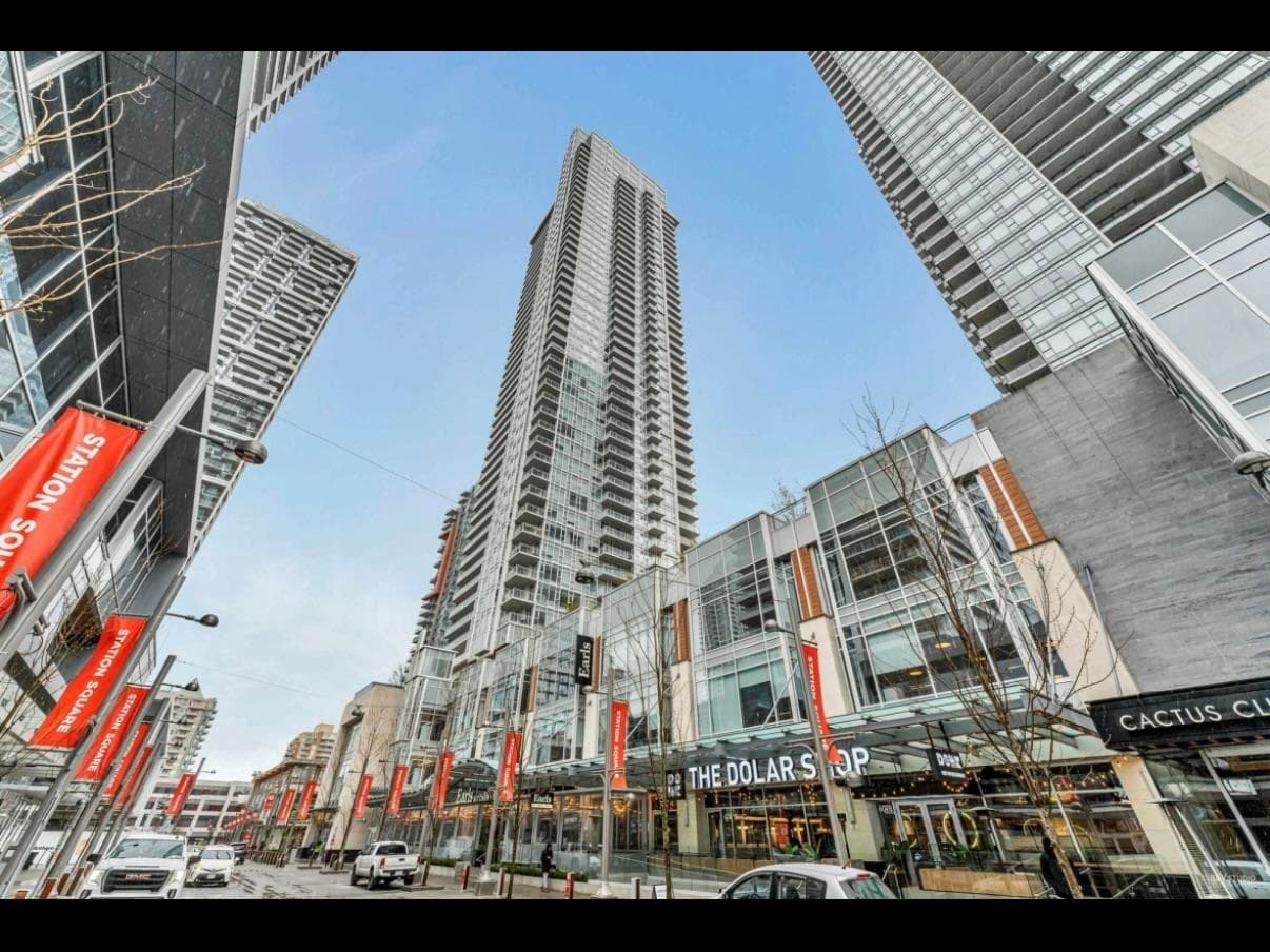 4105 - 4670 Assembly Way, Burnaby, V5H 0H3 — photo 1