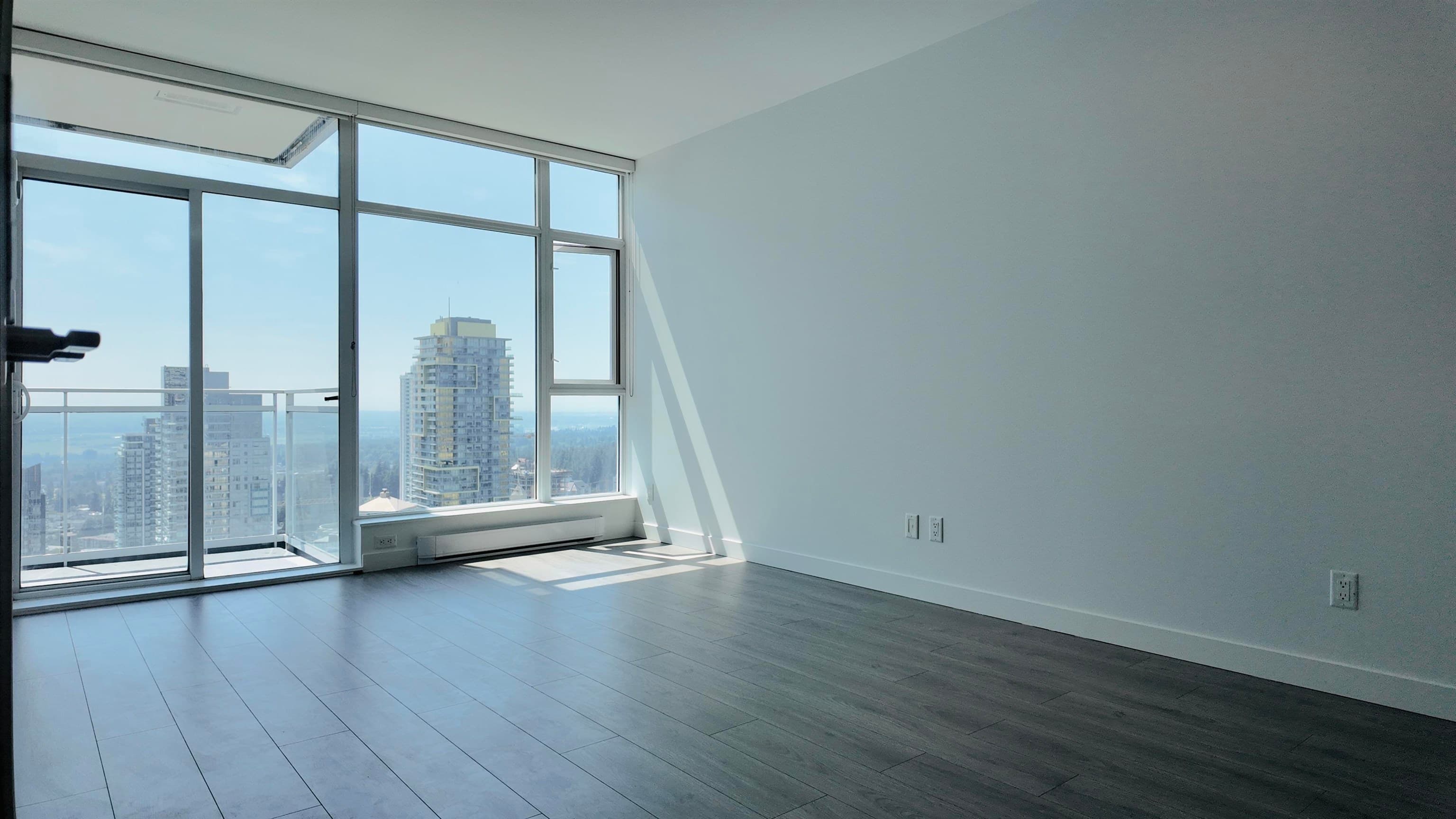 4105 - 4670 Assembly Way, Burnaby, V5H 0H3 — photo 4