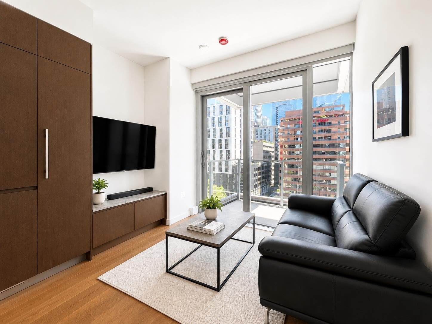 1004 - 1277 Hornby Street, West Vancouver