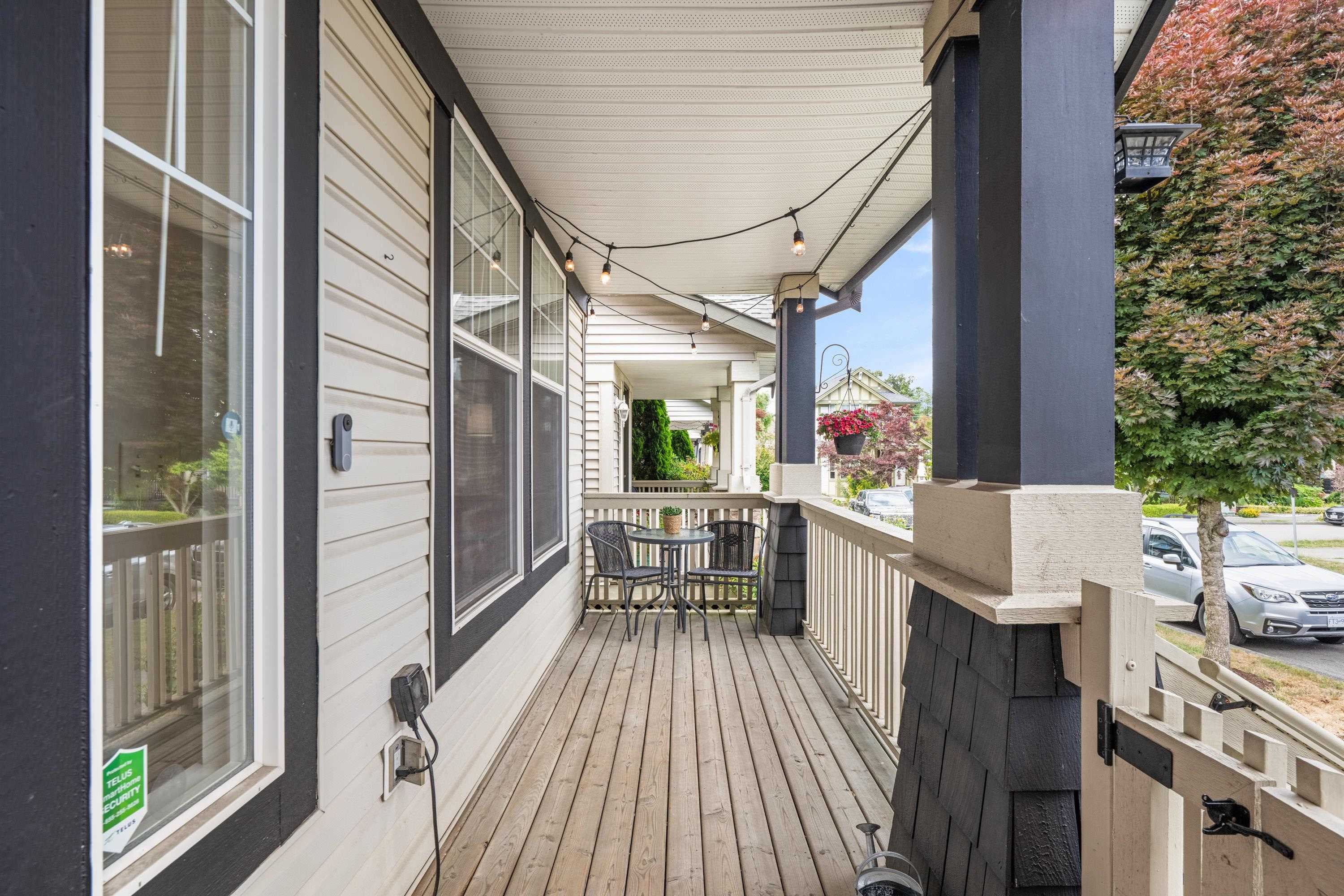 6725 184a Street, Surrey, V3S 9A8 — photo 2