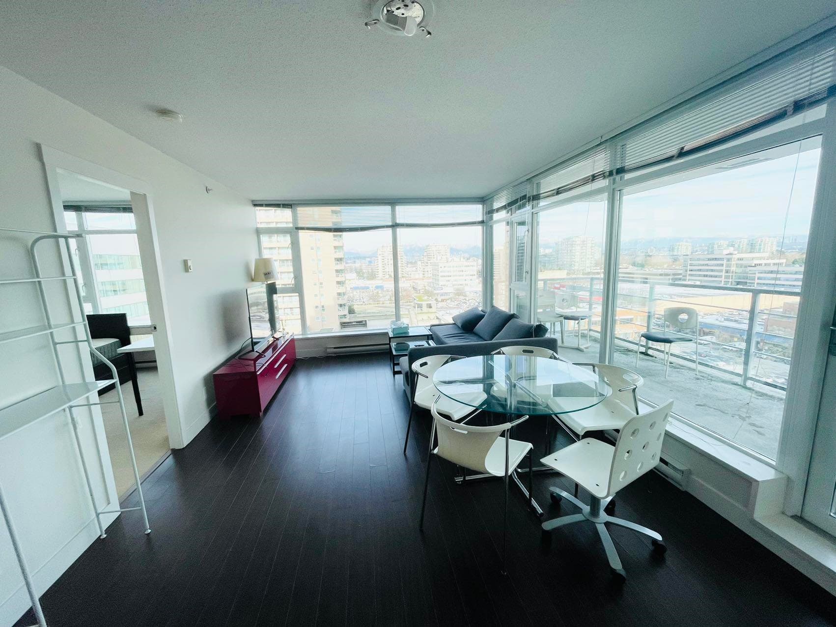 1110 - 8068 Wesytminster Highway, Richmond